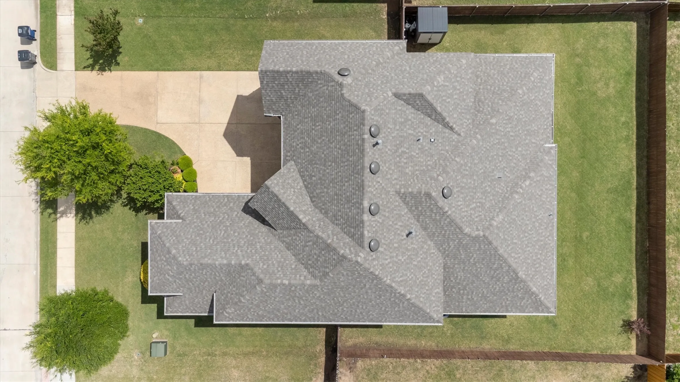 Single Family Residence For Sale in Collin County , 506 Sun Meadow Drive, Wylie, Texas 75098, 4 Bedroom, 4 Bathroom, 3 Garage spaces, 3,595 Sqft, built in 2016, Preowned, mls#21223459, Real Estate Agent in Wylie, Homes For Sale in Collin county, Homes For Sale in Wylie, Realtor in Wylie Texas, Real Estate Brokerage Independent Realty Texas, Luminita Cordes Realtor