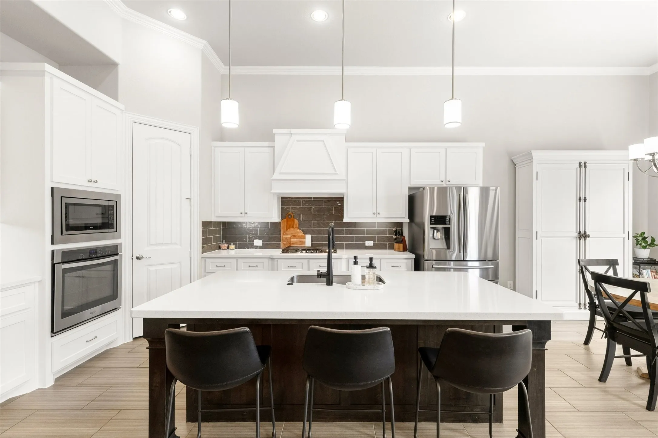 Flawless white cabinetry