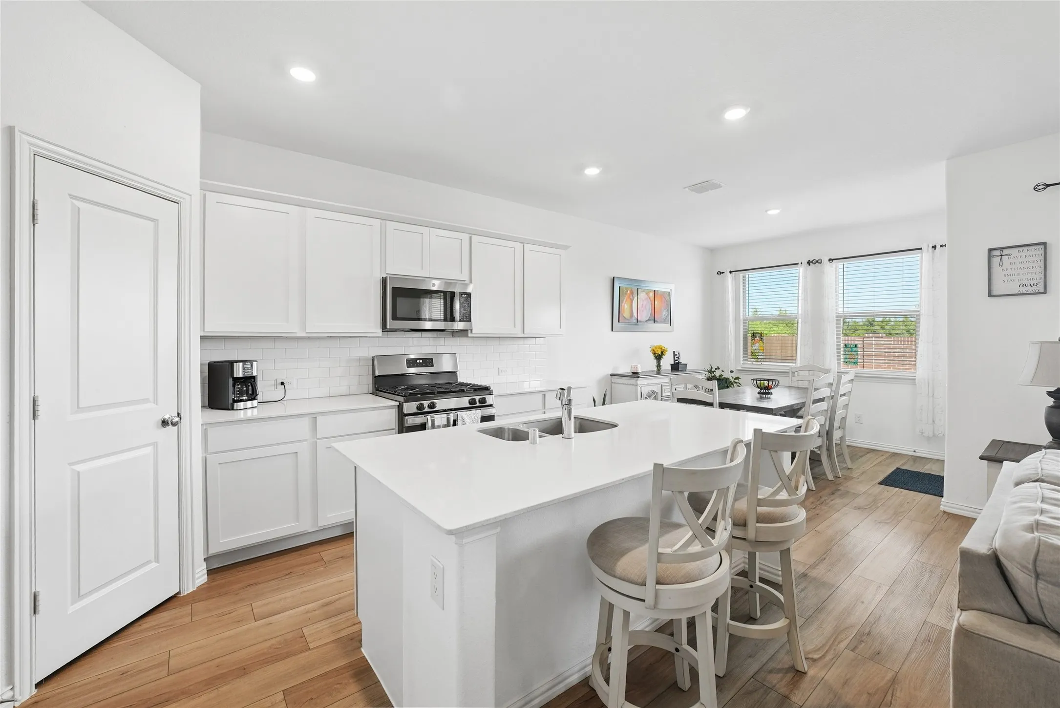 Single Family Residence For Sale in Rockwall County , 925 Garner Drive, Fate, Texas 75087, 3 Bedrooms, 2 Bathrooms, 2 Garage spaces, 1,630 Sqft, built in 2023, Preowned, Price $330,000, mls#21231178, Real Estate Agent in Fate, Homes For Sale in Rockwall county, Homes For Sale in Fate, Realtor in Fate Texas, Real Estate Brokerage Independent Realty Texas, Luminita Cordes Realtor