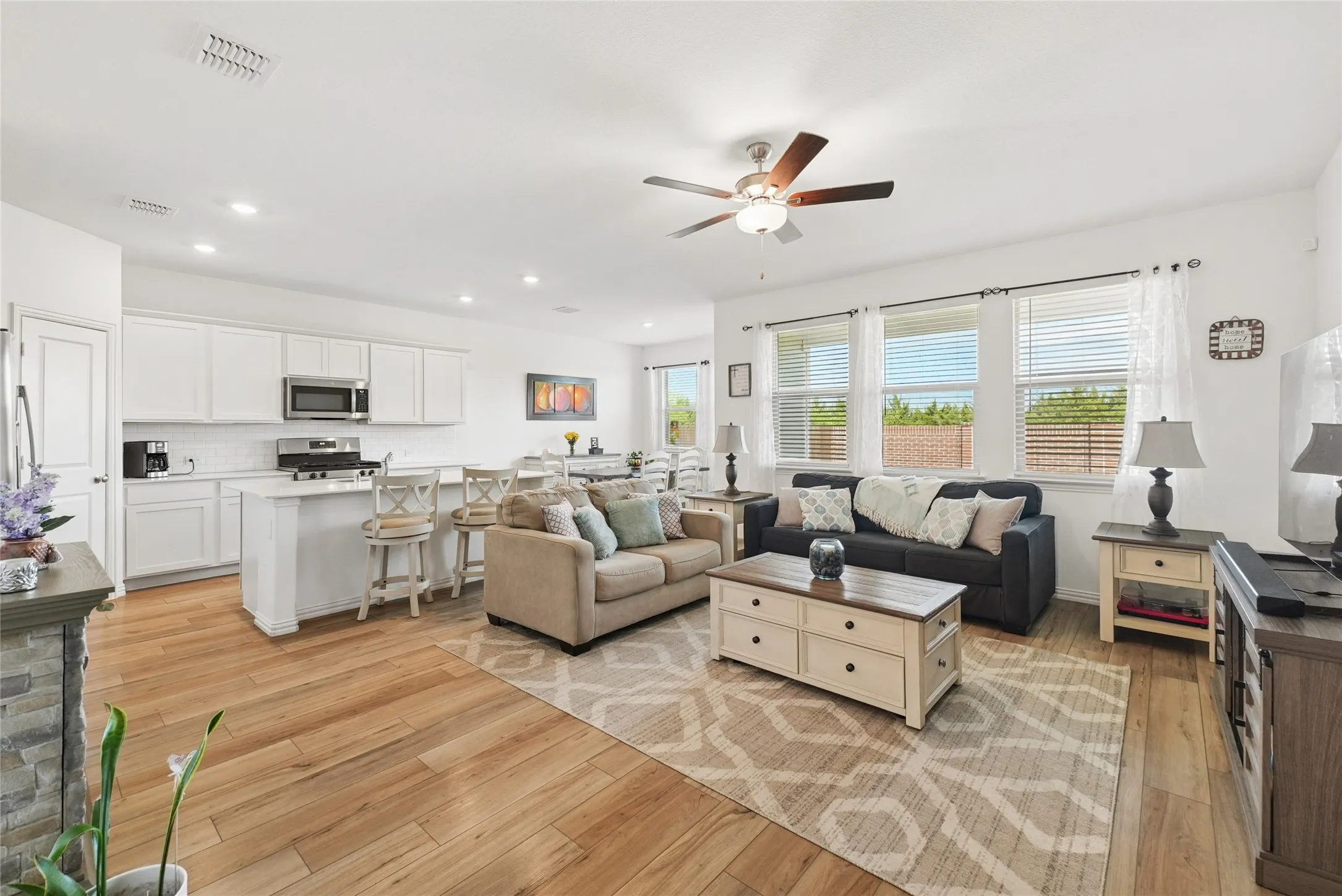 Single Family Residence For Sale in Rockwall County , 925 Garner Drive, Fate, Texas 75087, 3 Bedrooms, 2 Bathrooms, 2 Garage spaces, 1,630 Sqft, built in 2023, Preowned, Price $330,000, mls#21231178, Real Estate Agent in Fate, Homes For Sale in Rockwall county, Homes For Sale in Fate, Realtor in Fate Texas, Real Estate Brokerage Independent Realty Texas, Luminita Cordes Realtor