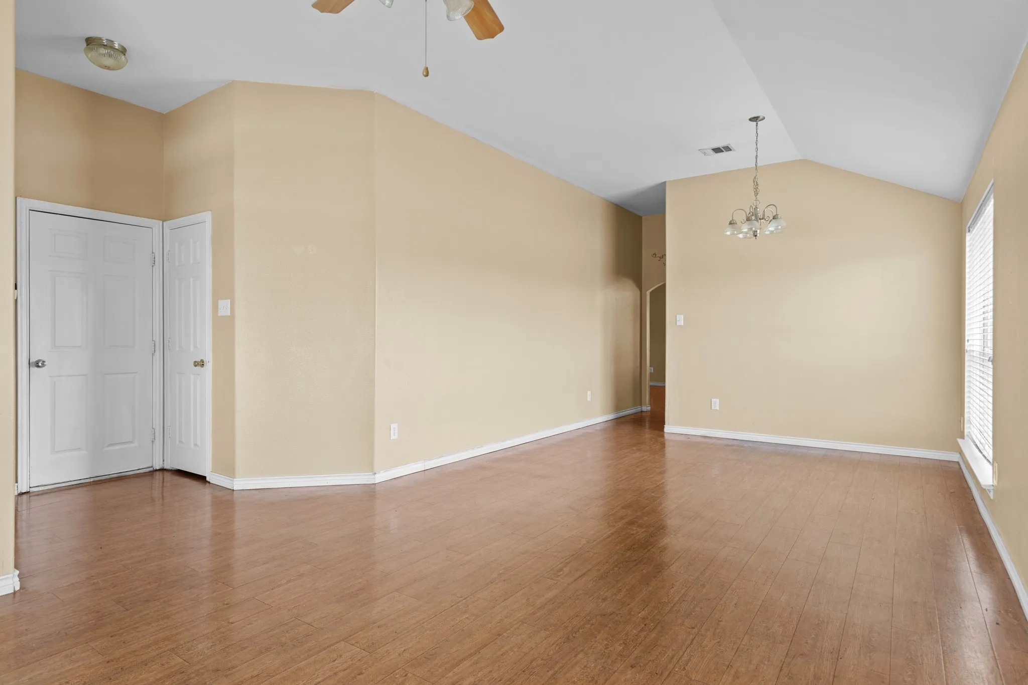 Front sitting area and dining room