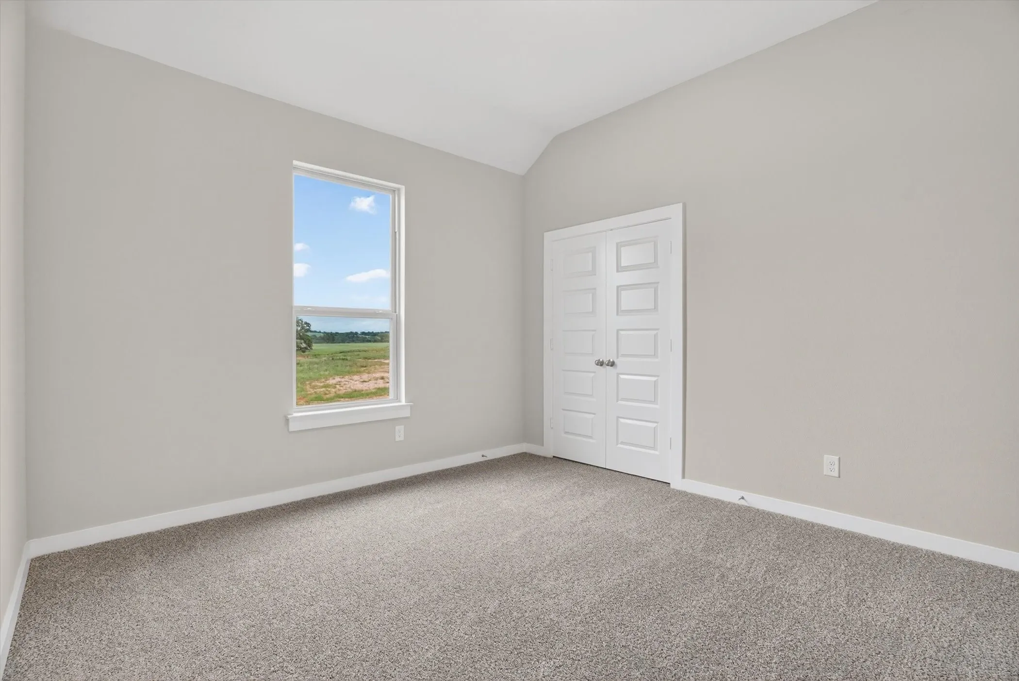 3rd Bedroom - spacious and functional with plenty of room!