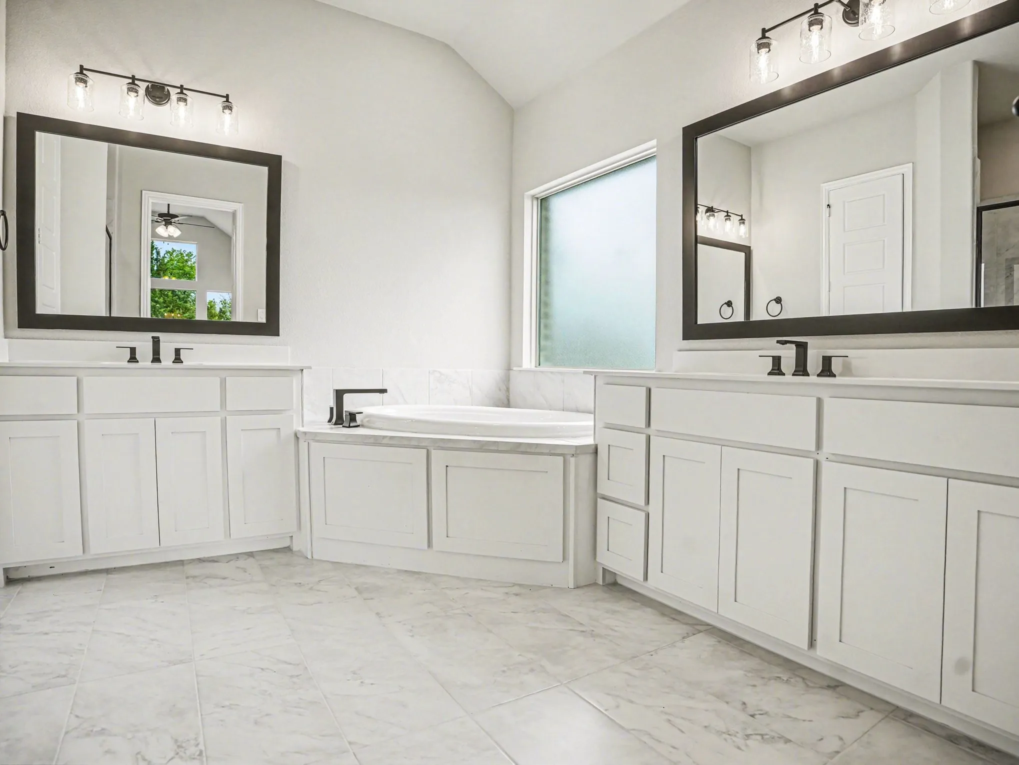 Single Family Residence For Sale in Ellis County , 6830 Southrock Drive, Midlothian, Texas 76065, 4 Bedroom, 3 Bathroom, 3 Garage spaces, 2,785 Sqft, built in 2026, New Construction - Complete, mls#21231766, Real Estate Agent in Midlothian, Homes For Sale in Ellis county, Homes For Sale in Midlothian, Realtor in Midlothian Texas, Real Estate Brokerage Independent Realty Texas, Luminita Cordes Realtor