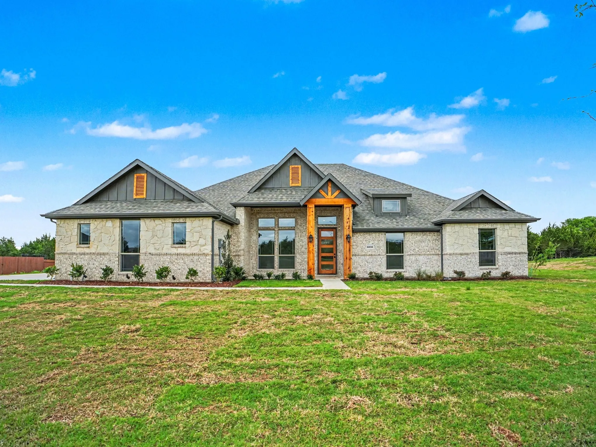 Single Family Residence For Sale in Ellis County , 6830 Southrock Drive, Midlothian, Texas 76065, 4 Bedroom, 3 Bathroom, 3 Garage spaces, 2,785 Sqft, built in 2026, New Construction - Complete, mls#21231766, Real Estate Agent in Midlothian, Homes For Sale in Ellis county, Homes For Sale in Midlothian, Realtor in Midlothian Texas, Real Estate Brokerage Independent Realty Texas, Luminita Cordes Realtor