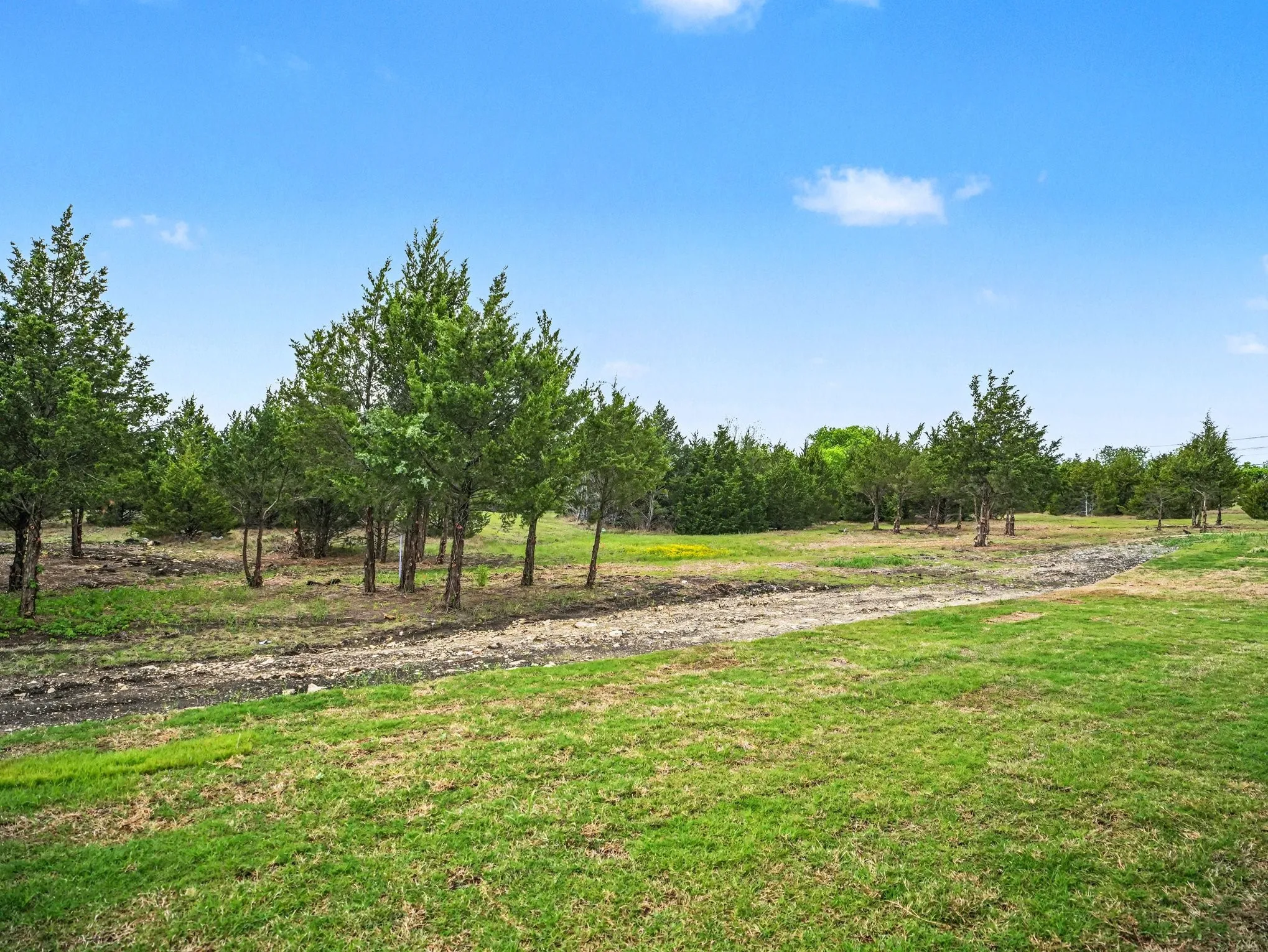 Single Family Residence For Sale in Ellis County , 6830 Southrock Drive, Midlothian, Texas 76065, 4 Bedroom, 3 Bathroom, 3 Garage spaces, 2,785 Sqft, built in 2026, New Construction - Complete, mls#21231766, Real Estate Agent in Midlothian, Homes For Sale in Ellis county, Homes For Sale in Midlothian, Realtor in Midlothian Texas, Real Estate Brokerage Independent Realty Texas, Luminita Cordes Realtor