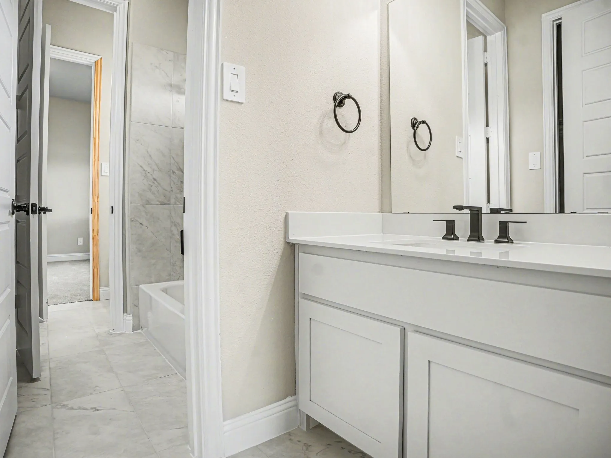 Single Family Residence For Sale in Ellis County , 6830 Southrock Drive, Midlothian, Texas 76065, 4 Bedroom, 3 Bathroom, 3 Garage spaces, 2,785 Sqft, built in 2026, New Construction - Complete, mls#21231766, Real Estate Agent in Midlothian, Homes For Sale in Ellis county, Homes For Sale in Midlothian, Realtor in Midlothian Texas, Real Estate Brokerage Independent Realty Texas, Luminita Cordes Realtor