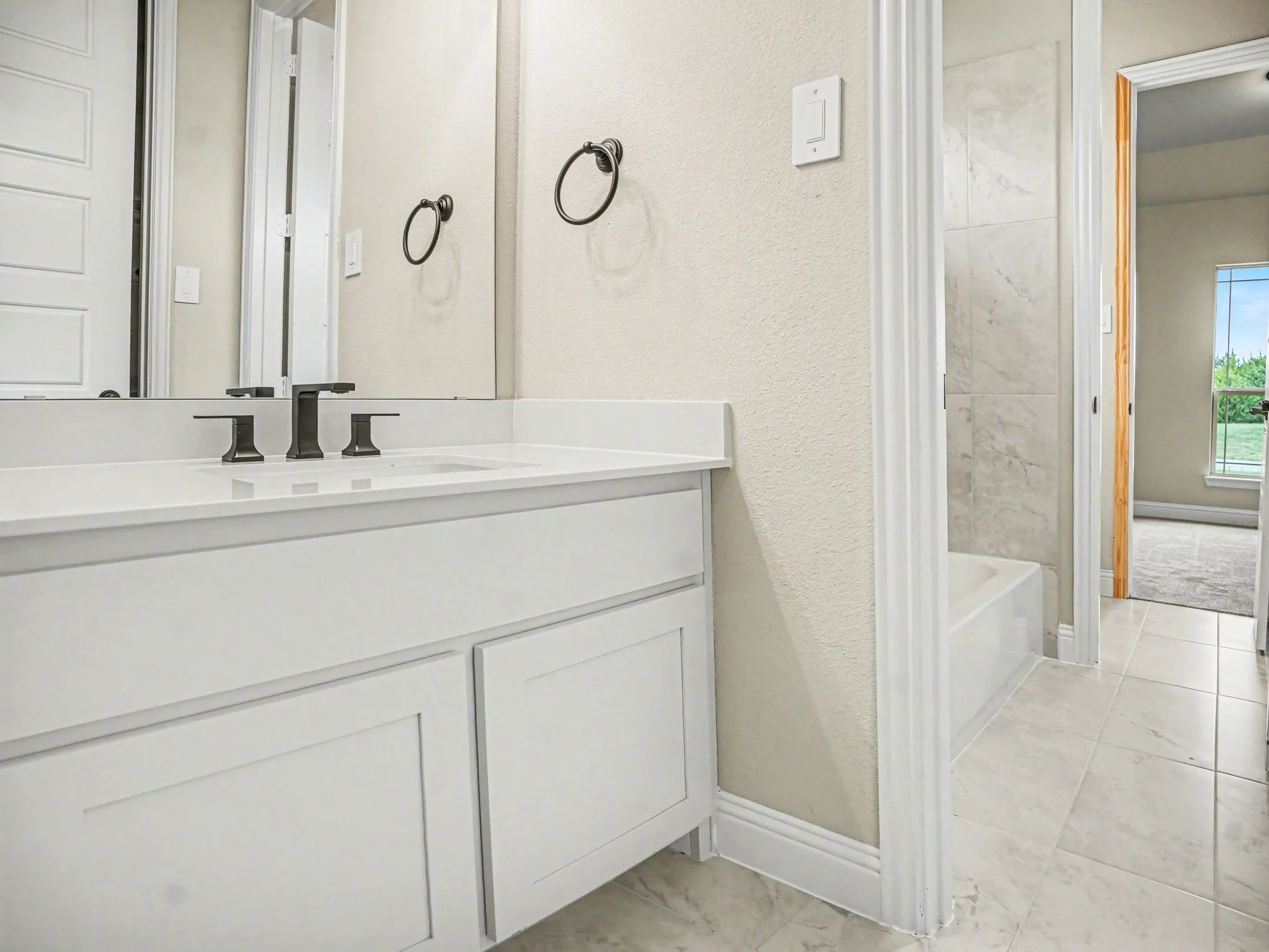 Single Family Residence For Sale in Ellis County , 6830 Southrock Drive, Midlothian, Texas 76065, 4 Bedroom, 3 Bathroom, 3 Garage spaces, 2,785 Sqft, built in 2026, New Construction - Complete, mls#21231766, Real Estate Agent in Midlothian, Homes For Sale in Ellis county, Homes For Sale in Midlothian, Realtor in Midlothian Texas, Real Estate Brokerage Independent Realty Texas, Luminita Cordes Realtor