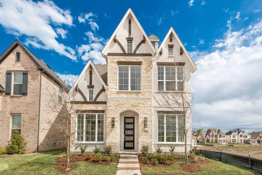 Single Family Residence For Sale in Rockwall County , 211 Golden Run Drive, Fate, Texas 75189, 4 Bedroom, 4 Bathroom, 2 Garage spaces, 3,493 Sqft, built in 2026, New Construction - Complete, mls#21231840, Real Estate Agent in Fate, Homes For Sale in Rockwall county, Homes For Sale in Fate, Realtor in Fate Texas, Real Estate Brokerage Independent Realty Texas, Luminita Cordes Realtor