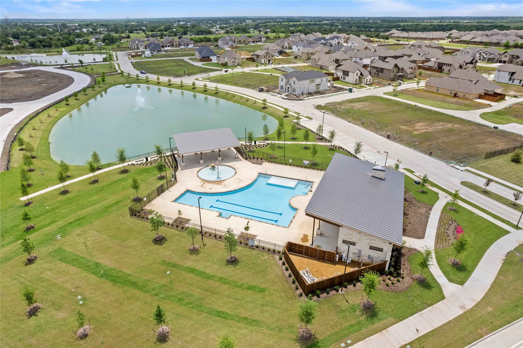 Single Family Residence For Sale in Rockwall County , 211 Golden Run Drive, Fate, Texas 75189, 4 Bedroom, 4 Bathroom, 2 Garage spaces, 3,493 Sqft, built in 2026, New Construction - Complete, mls#21231840, Real Estate Agent in Fate, Homes For Sale in Rockwall county, Homes For Sale in Fate, Realtor in Fate Texas, Real Estate Brokerage Independent Realty Texas, Luminita Cordes Realtor