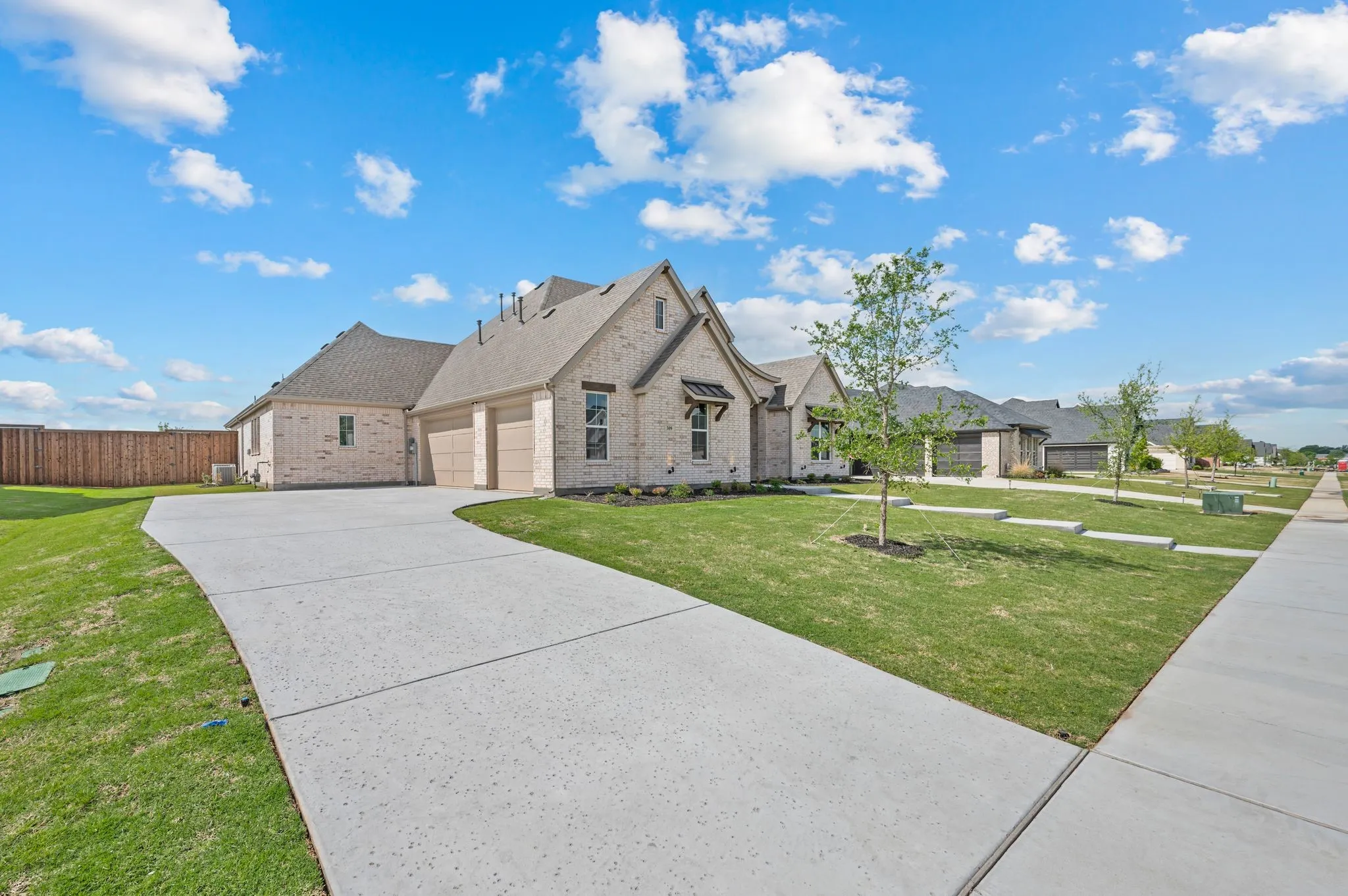 Single Family Residence For Sale in Tarrant County , 309 Wimberley Drive, Haslet, Texas 76052, 4 Bedrooms, 4 Bathrooms, 3 Garage spaces, 3,727 Sqft, built in 2026, New Construction - Complete, Price $985,000, mls#21231888, Real Estate Agent in Haslet, Homes For Sale in Tarrant county, Homes For Sale in Haslet, Realtor in Haslet Texas, Real Estate Brokerage Independent Realty Texas, Luminita Cordes Realtor