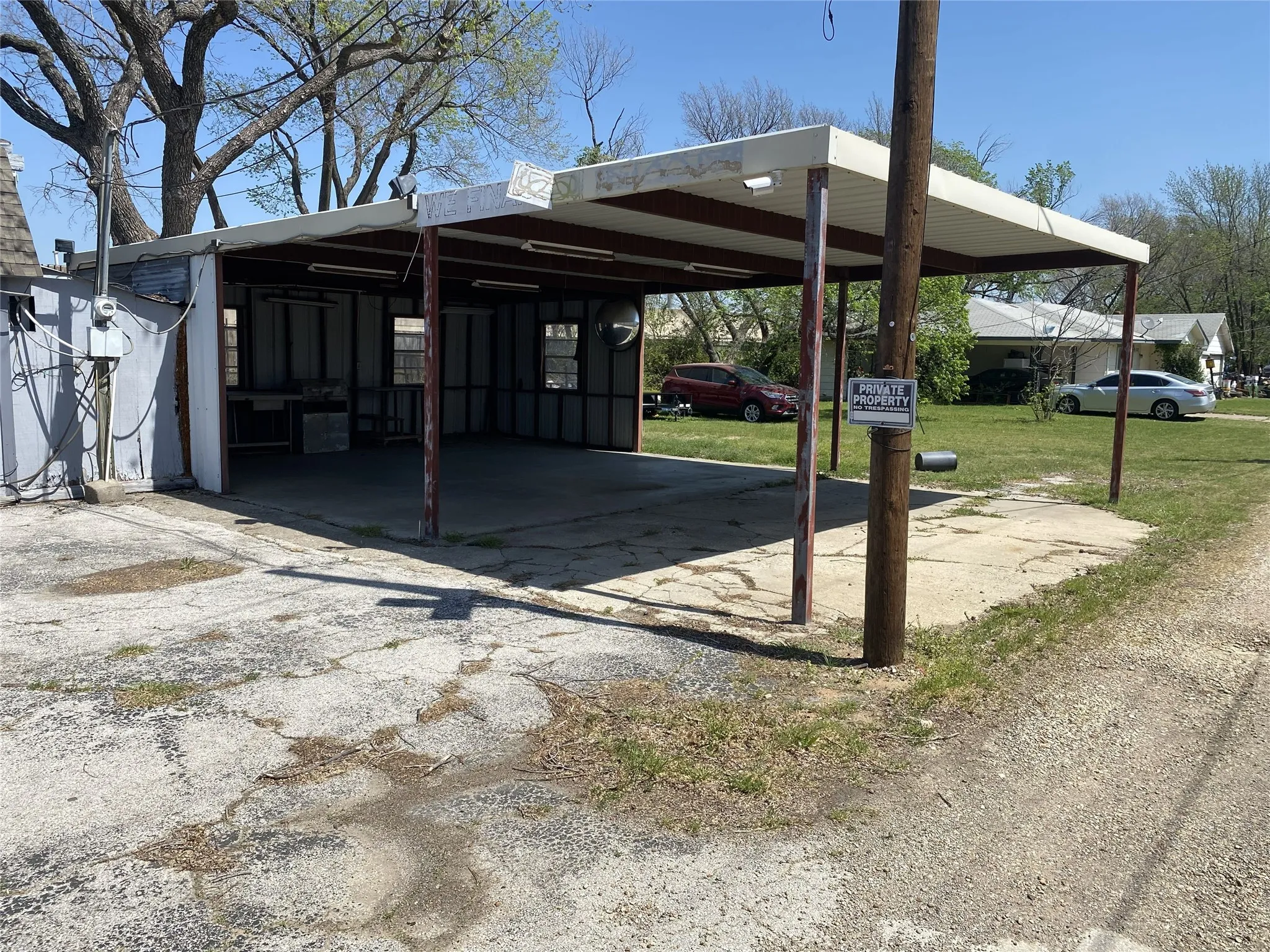 Retail For Rent in Denton County , 1506 S State Highway 121, Lewisville, Texas 75067, 0, 0, Garage spaces, 0 Sqft, built in 1979, Preowned, Price $4,995, mls#21231924, Real Estate Agent in Lewisville, Homes For Rent in Denton county, Homes For Rent in Lewisville, Realtor in Lewisville Texas, Real Estate Brokerage Independent Realty Texas, Luminita Cordes Realtor