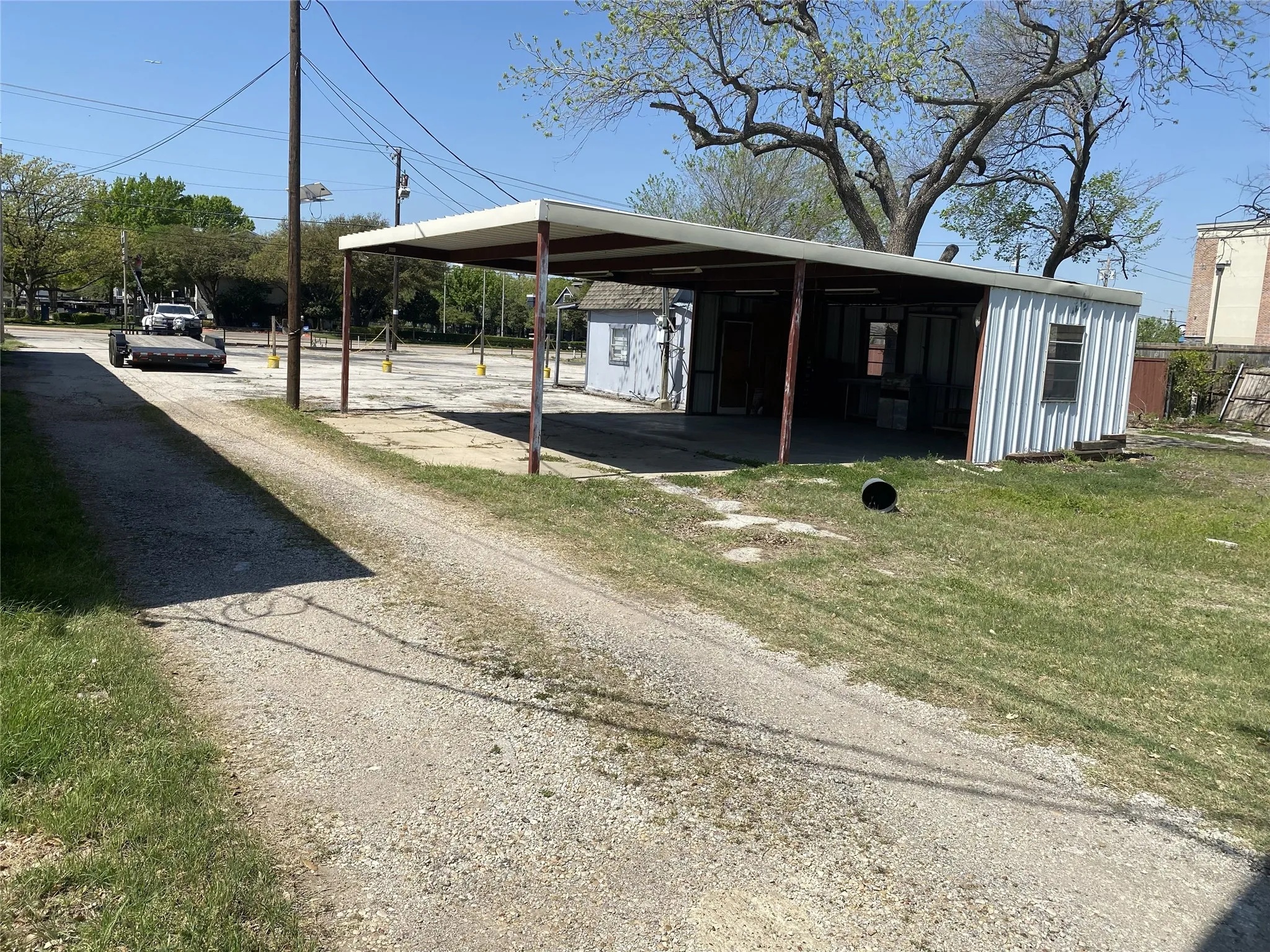 Retail For Rent in Denton County , 1506 S State Highway 121, Lewisville, Texas 75067, 0, 0, Garage spaces, 0 Sqft, built in 1979, Preowned, Price $4,995, mls#21231924, Real Estate Agent in Lewisville, Homes For Rent in Denton county, Homes For Rent in Lewisville, Realtor in Lewisville Texas, Real Estate Brokerage Independent Realty Texas, Luminita Cordes Realtor