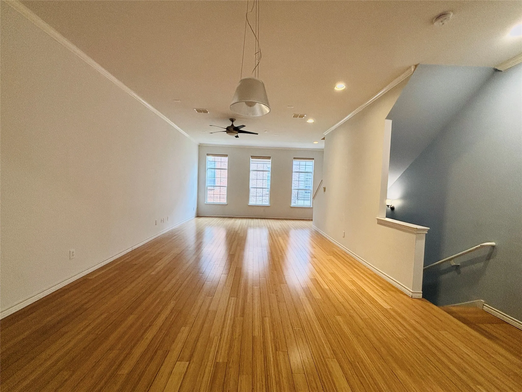 Townhouse For Sale in Dallas County , 15727 Seabolt Place, Addison, Texas 75001, 2 Bedroom, 3 Bathroom, 2 Garage spaces, 1,931 Sqft, built in 2005, Price $430,000, mls#21231929, Real Estate Agent in Addison, Homes For Sale in Dallas county, Homes For Sale in Addison, Realtor in Addison Texas, Real Estate Brokerage Independent Realty Texas, Luminita Cordes Realtor