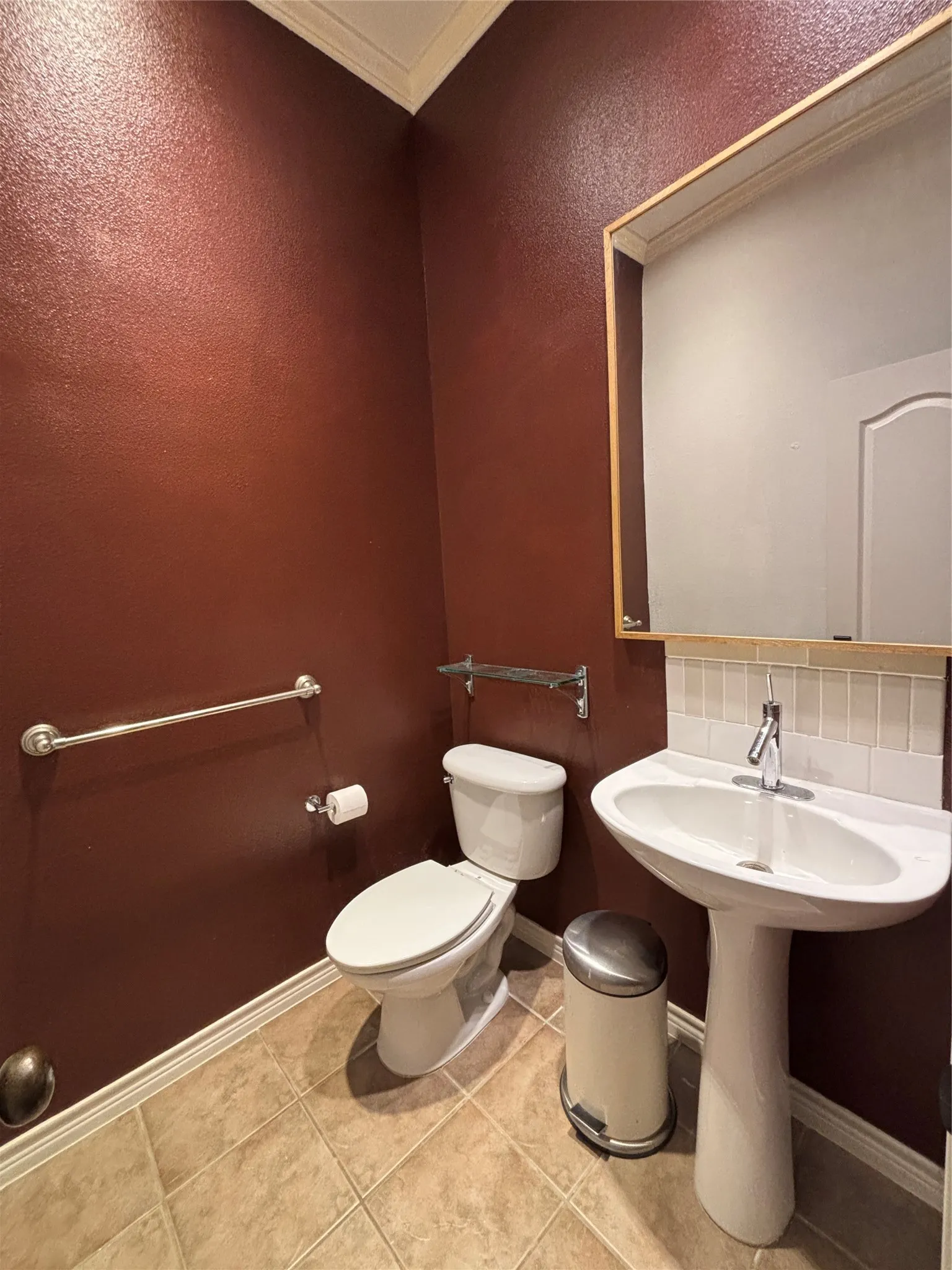 Townhouse For Sale in Dallas County , 15727 Seabolt Place, Addison, Texas 75001, 2 Bedroom, 3 Bathroom, 2 Garage spaces, 1,931 Sqft, built in 2005, Price $430,000, mls#21231929, Real Estate Agent in Addison, Homes For Sale in Dallas county, Homes For Sale in Addison, Realtor in Addison Texas, Real Estate Brokerage Independent Realty Texas, Luminita Cordes Realtor