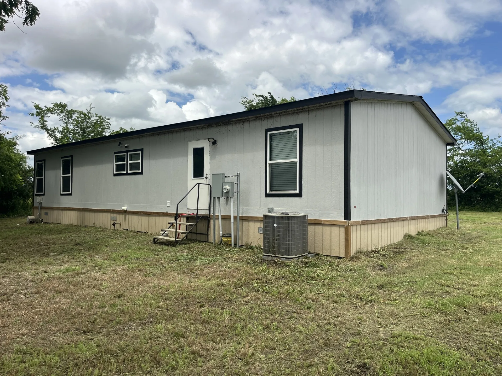 Manufactured Home For Sale in Red River (TX) County , 440 FM 44, Annona, Texas 75550, 3 Bedroom, 2 Bathroom, Garage spaces, 1,450 Sqft, built in 2022, mls#21230584, Real Estate Agent in Annona, Homes For Sale in Red River (TX) county, Homes For Sale in Annona, Realtor in Annona Texas, Real Estate Brokerage Independent Realty Texas, Luminita Cordes Realtor