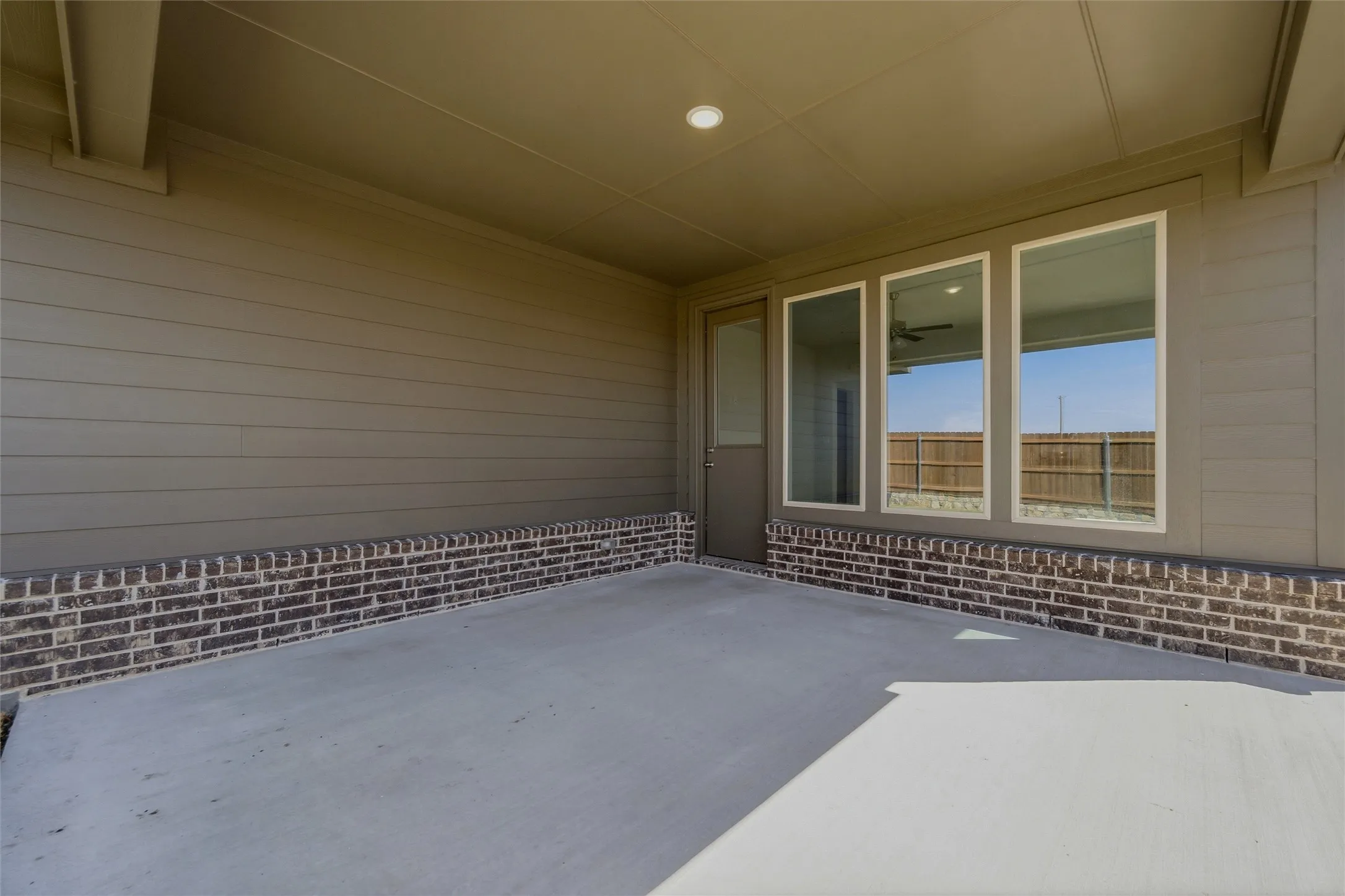 Single Family Residence For Sale in Ellis County , 3007 Leopard Lane, Ennis, Texas 75119, 3 Bedroom, 2 Bathroom, 2 Garage spaces, 2,003 Sqft, built in 2026, New Construction - Incomplete, mls#21231967, Real Estate Agent in Ennis, Homes For Sale in Ellis county, Homes For Sale in Ennis, Realtor in Ennis Texas, Real Estate Brokerage Independent Realty Texas, Luminita Cordes Realtor