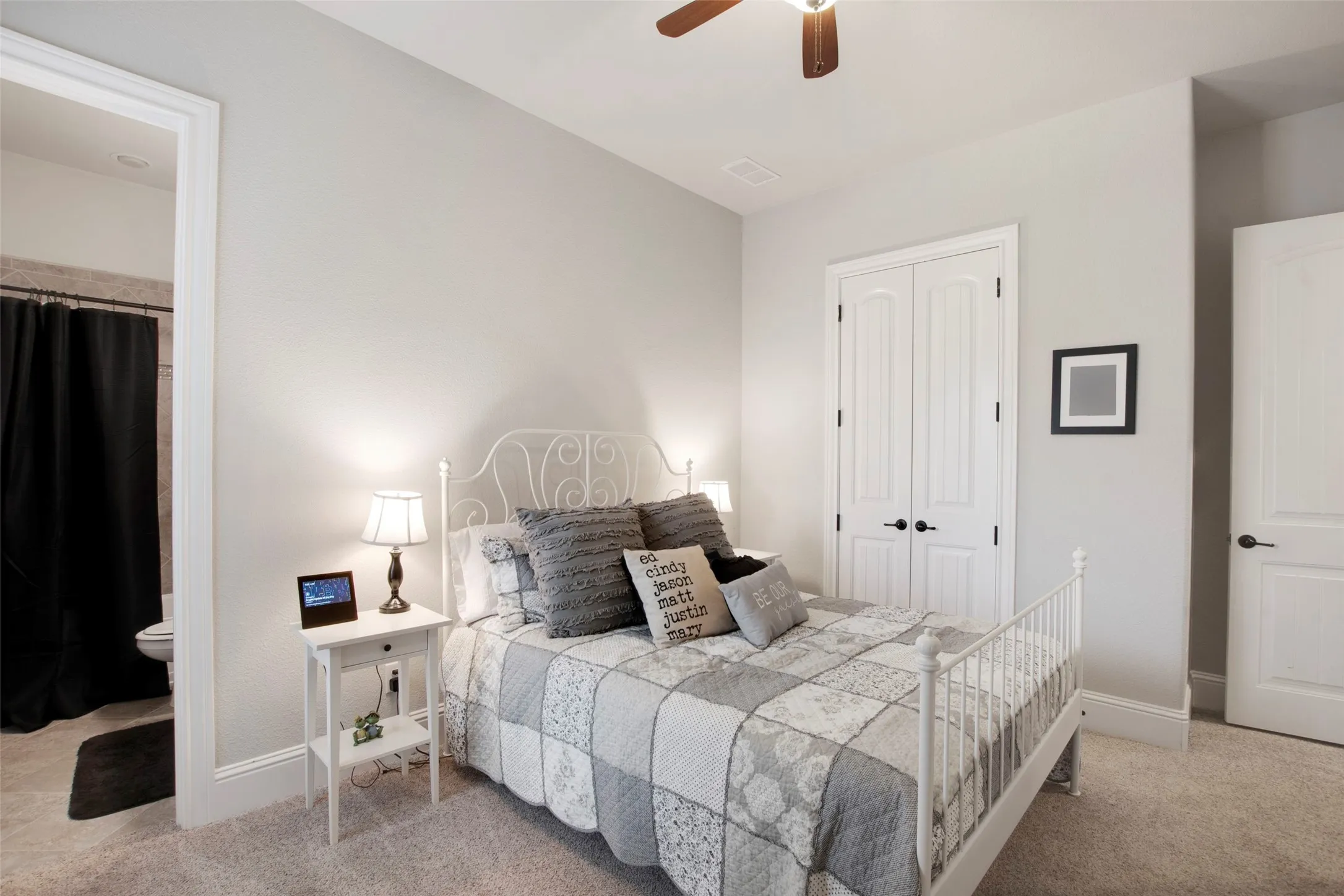 Single Family Residence For Sale in Rockwall County , 700 Britton Place, Heath, Texas 75032, 4 Bedroom, 4 Bathroom, 3 Garage spaces, 3,458 Sqft, built in 2016, mls#21230593, Real Estate Agent in Heath, Homes For Sale in Rockwall county, Homes For Sale in Heath, Realtor in Heath Texas, Real Estate Brokerage Independent Realty Texas, Luminita Cordes Realtor