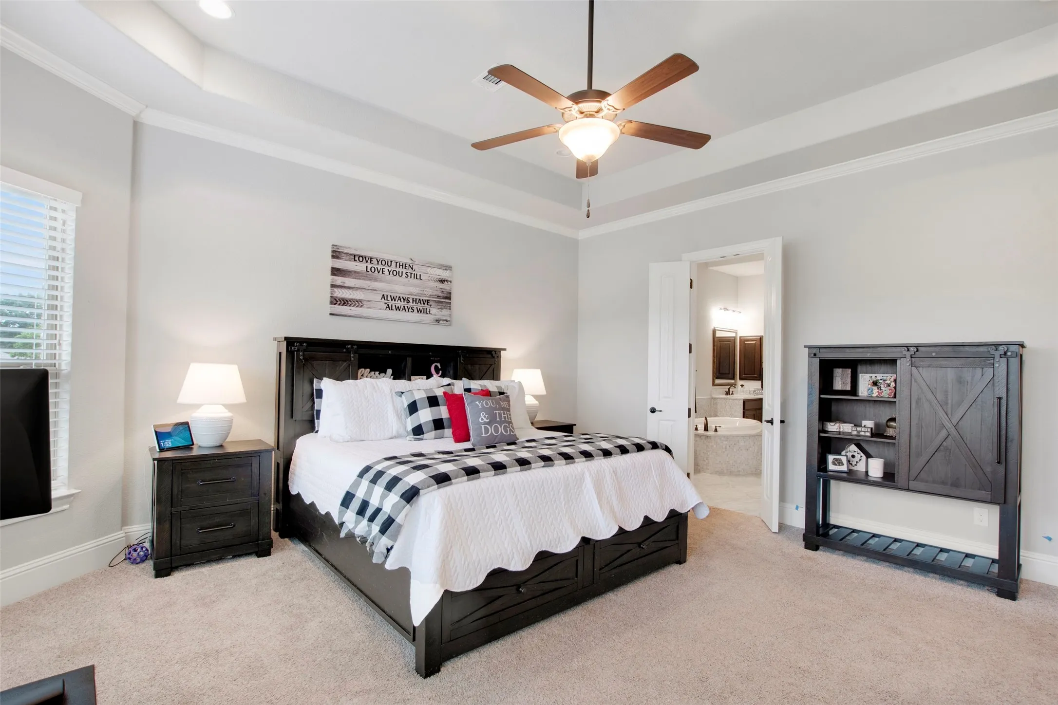 Single Family Residence For Sale in Rockwall County , 700 Britton Place, Heath, Texas 75032, 4 Bedroom, 4 Bathroom, 3 Garage spaces, 3,458 Sqft, built in 2016, mls#21230593, Real Estate Agent in Heath, Homes For Sale in Rockwall county, Homes For Sale in Heath, Realtor in Heath Texas, Real Estate Brokerage Independent Realty Texas, Luminita Cordes Realtor
