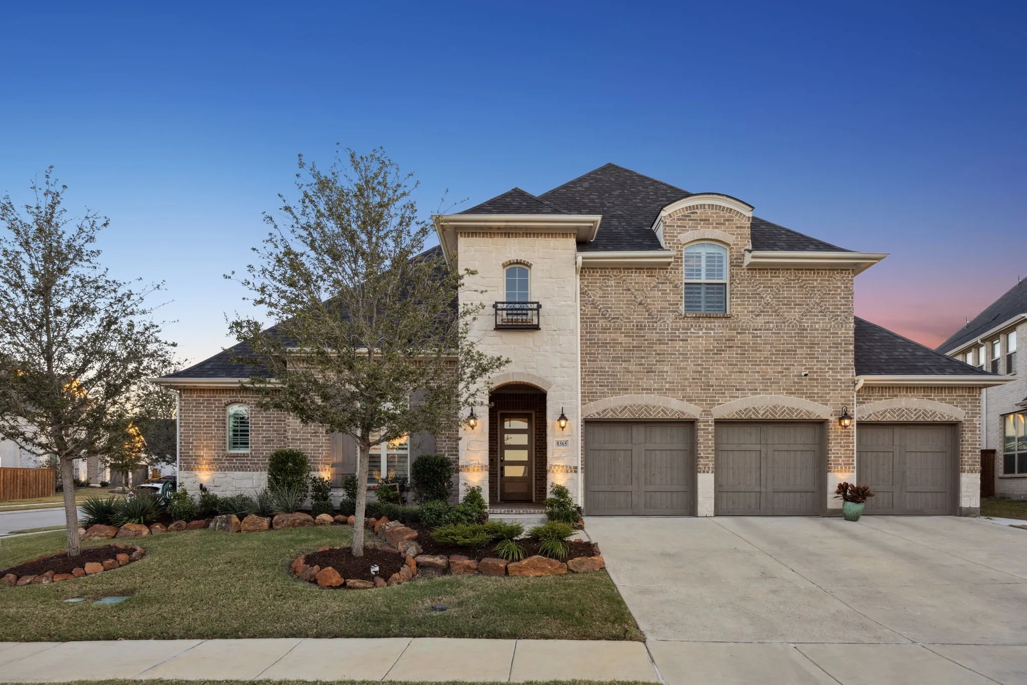Single Family Residence For Sale in Denton County , 8365 Western, The Colony, Texas 75056, 4 Bedroom, 5 Bathroom, 4 Garage spaces, 3,910 Sqft, built in 2022, mls#21232142, Real Estate Agent in The Colony, Homes For Sale in Denton county, Homes For Sale in The Colony, Realtor in The Colony Texas, Real Estate Brokerage Independent Realty Texas, Luminita Cordes Realtor