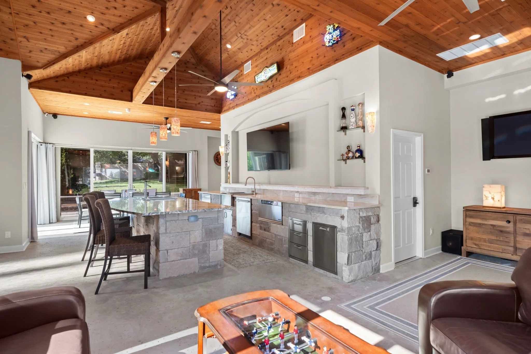 Single Family Residence For Sale in Denton County , 5100 Lighthouse Drive, Flower Mound, Texas 75022, 4 Bedroom, 5 Bathroom, 5 Garage spaces, 6,320 Sqft, built in 1996, Preowned, mls#21227704, Real Estate Agent in Flower Mound, Homes For Sale in Denton county, Homes For Sale in Flower Mound, Realtor in Flower Mound Texas, Real Estate Brokerage Independent Realty Texas, Luminita Cordes Realtor
