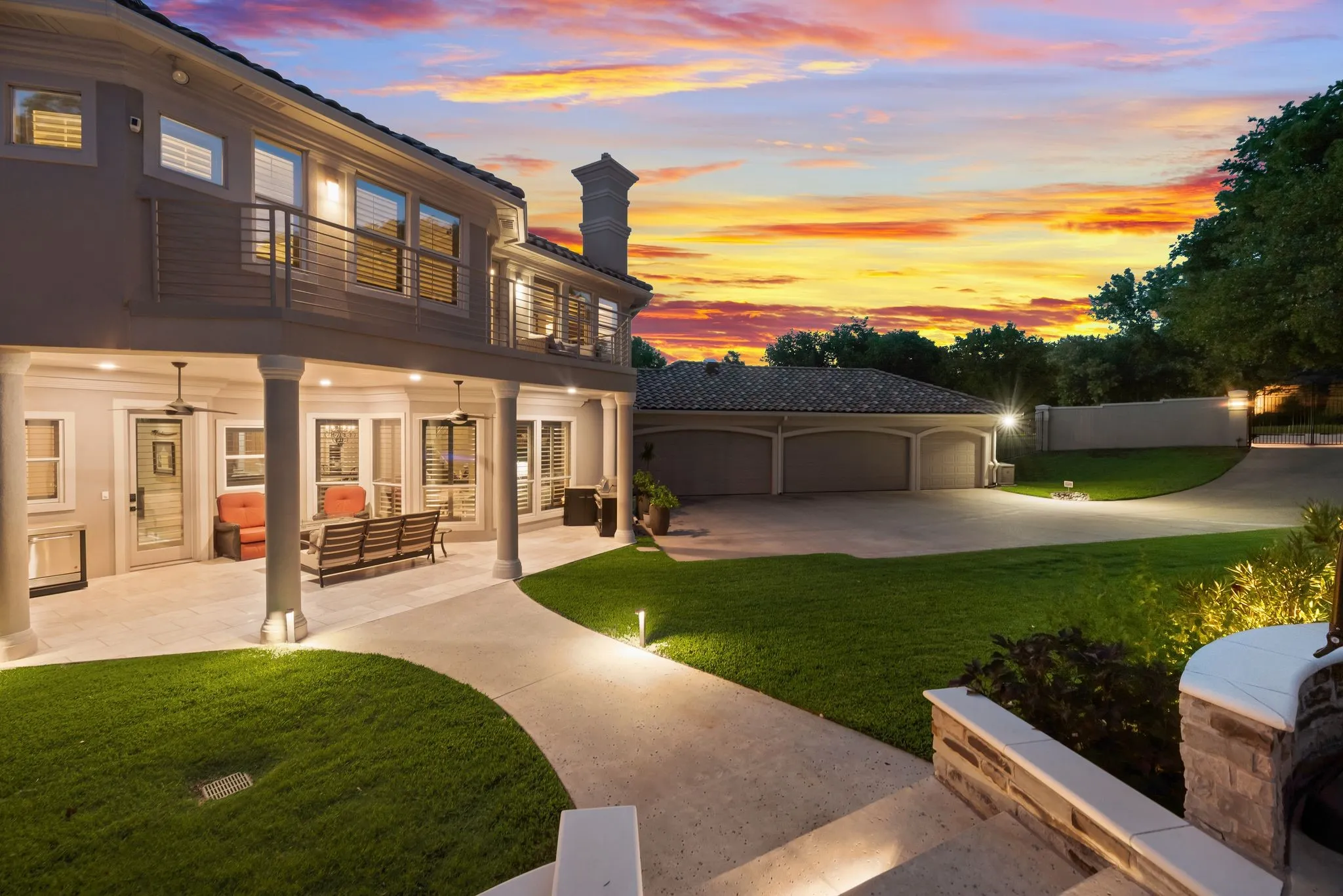 Single Family Residence For Sale in Denton County , 5100 Lighthouse Drive, Flower Mound, Texas 75022, 4 Bedroom, 5 Bathroom, 5 Garage spaces, 6,320 Sqft, built in 1996, Preowned, mls#21227704, Real Estate Agent in Flower Mound, Homes For Sale in Denton county, Homes For Sale in Flower Mound, Realtor in Flower Mound Texas, Real Estate Brokerage Independent Realty Texas, Luminita Cordes Realtor