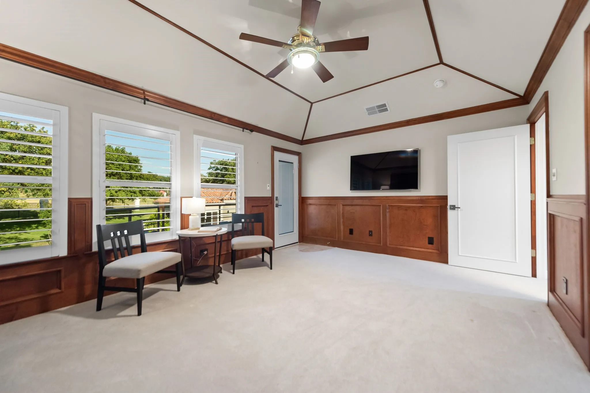 Single Family Residence For Sale in Denton County , 5100 Lighthouse Drive, Flower Mound, Texas 75022, 4 Bedroom, 5 Bathroom, 5 Garage spaces, 6,320 Sqft, built in 1996, Preowned, mls#21227704, Real Estate Agent in Flower Mound, Homes For Sale in Denton county, Homes For Sale in Flower Mound, Realtor in Flower Mound Texas, Real Estate Brokerage Independent Realty Texas, Luminita Cordes Realtor
