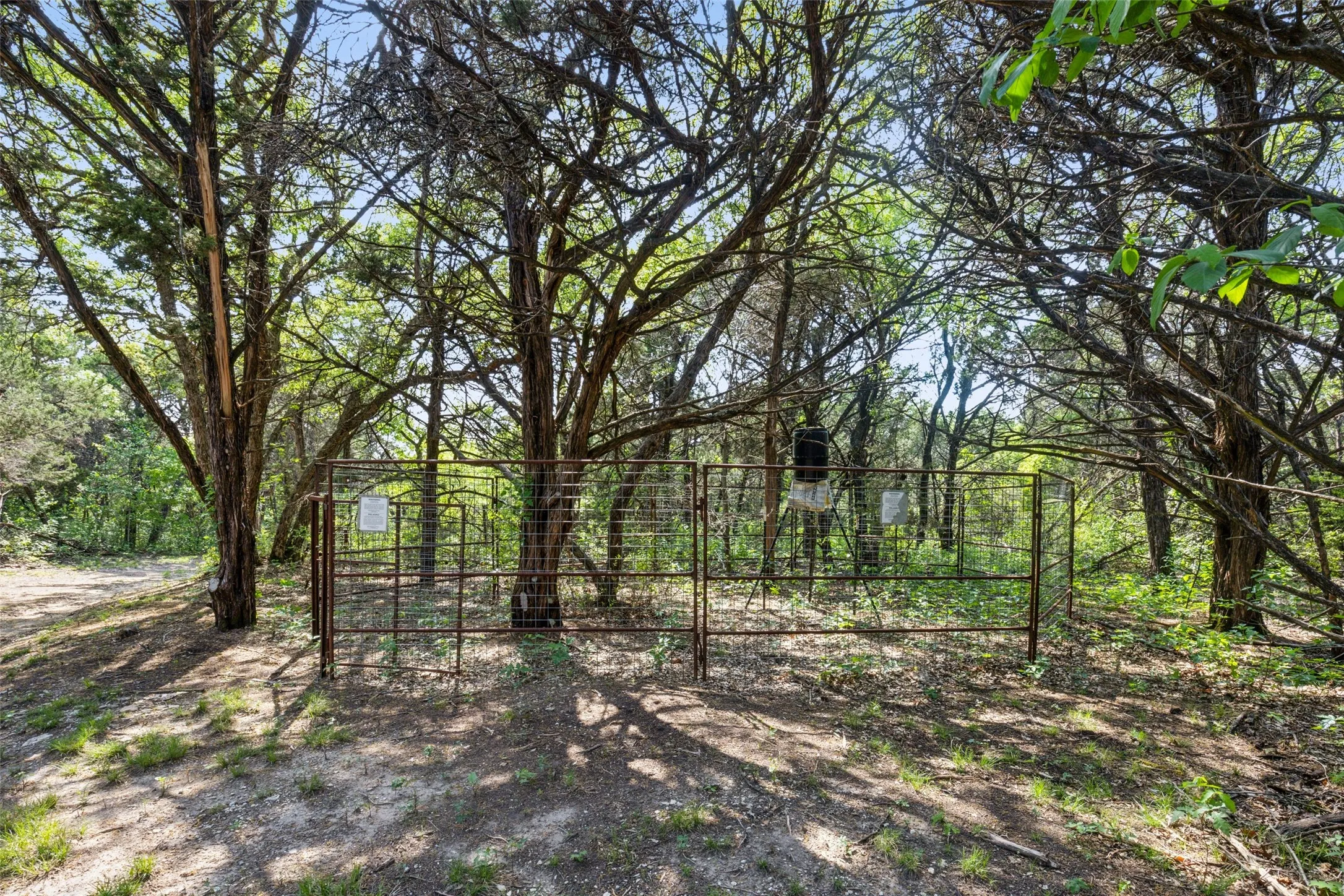 Unimproved Land For Sale in Dallas County , 891 Mobley Road, Cedar Hill, Texas 75104, 0, 0, Garage spaces, 0 Sqft, built in 0, mls#21204866, Real Estate Agent in Cedar Hill, Homes For Sale in Dallas county, Homes For Sale in Cedar Hill, Realtor in Cedar Hill Texas, Real Estate Brokerage Independent Realty Texas, Luminita Cordes Realtor