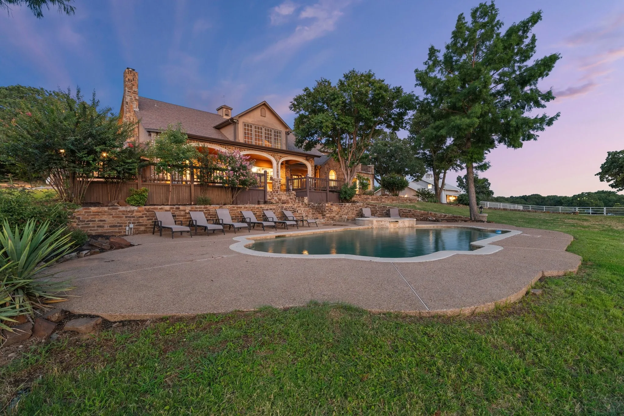 Farm For Sale in Denton County , 6068 NORTHVIEW Court, Aubrey, Texas 76227, 5 Bedrooms, 5 Bathrooms, 4 Garage spaces, 5,625 Sqft, built in 1994, Preowned, Price $2,100,000, mls#21232189, Real Estate Agent in Aubrey, Homes For Sale in Denton county, Homes For Sale in Aubrey, Realtor in Aubrey Texas, Real Estate Brokerage Independent Realty Texas, Luminita Cordes Realtor