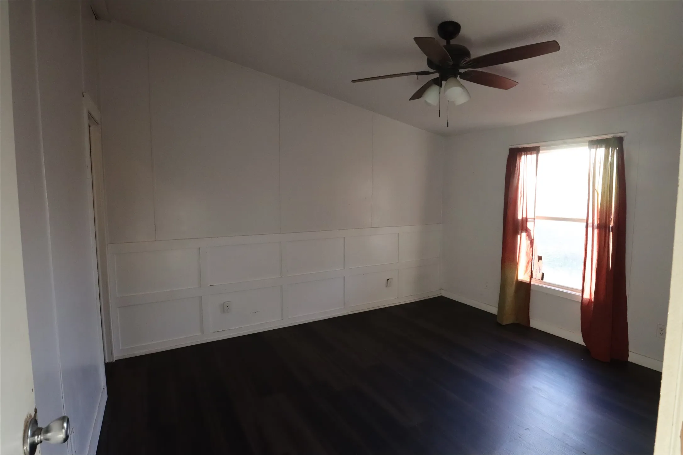 Manufactured Home For Sale in Eastland County , 1437 W Loop 254, Ranger, Texas 76470, 3 Bedrooms, 2 Bathrooms, Garage spaces, 1,904 Sqft, built in 1996, Price $125,000, mls#21232191, Real Estate Agent in Ranger, Homes For Sale in Eastland county, Homes For Sale in Ranger, Realtor in Ranger Texas, Real Estate Brokerage Independent Realty Texas, Luminita Cordes Realtor