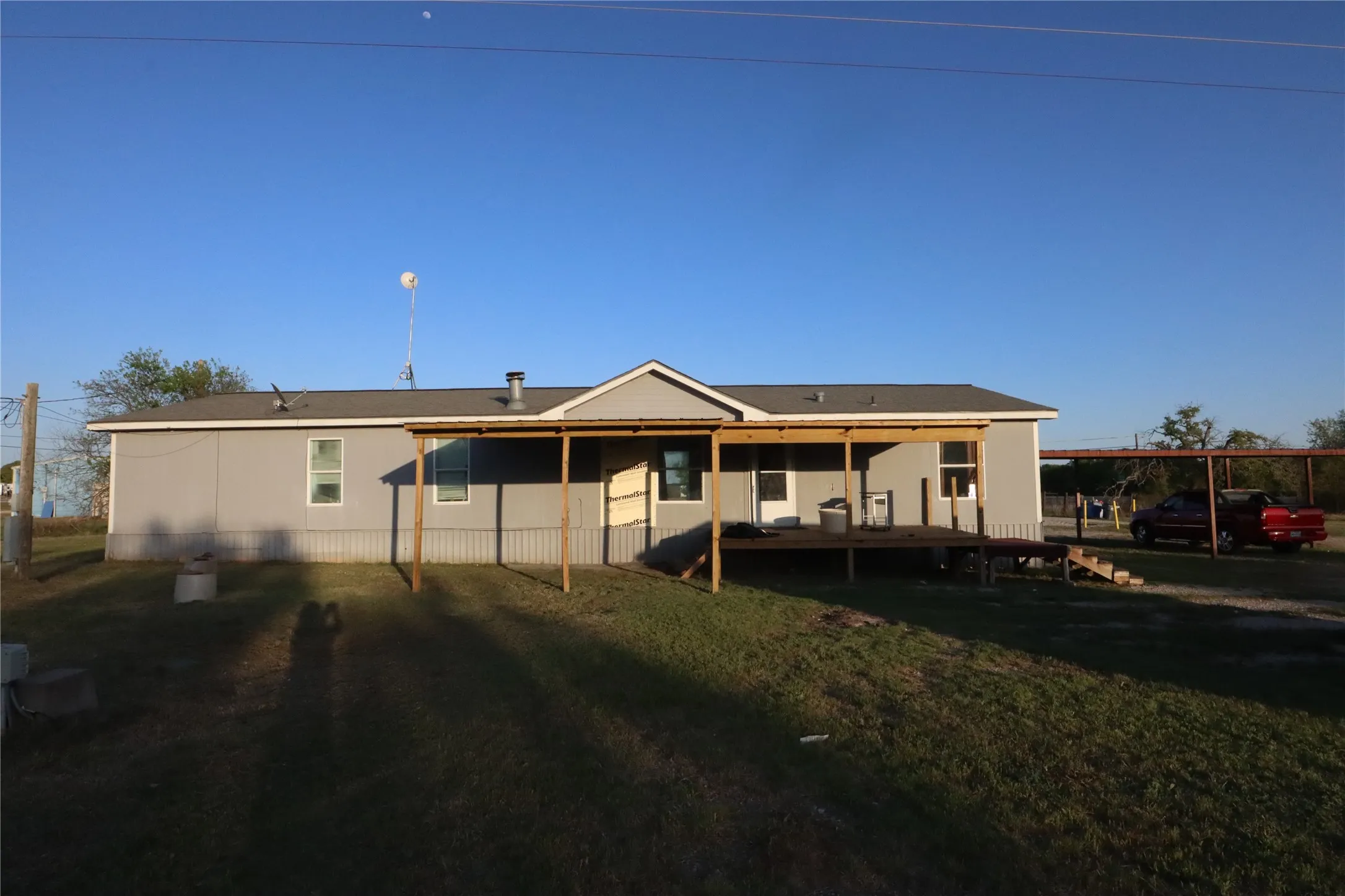 Manufactured Home For Sale in Eastland County , 1437 W Loop 254, Ranger, Texas 76470, 3 Bedrooms, 2 Bathrooms, Garage spaces, 1,904 Sqft, built in 1996, Price $125,000, mls#21232191, Real Estate Agent in Ranger, Homes For Sale in Eastland county, Homes For Sale in Ranger, Realtor in Ranger Texas, Real Estate Brokerage Independent Realty Texas, Luminita Cordes Realtor