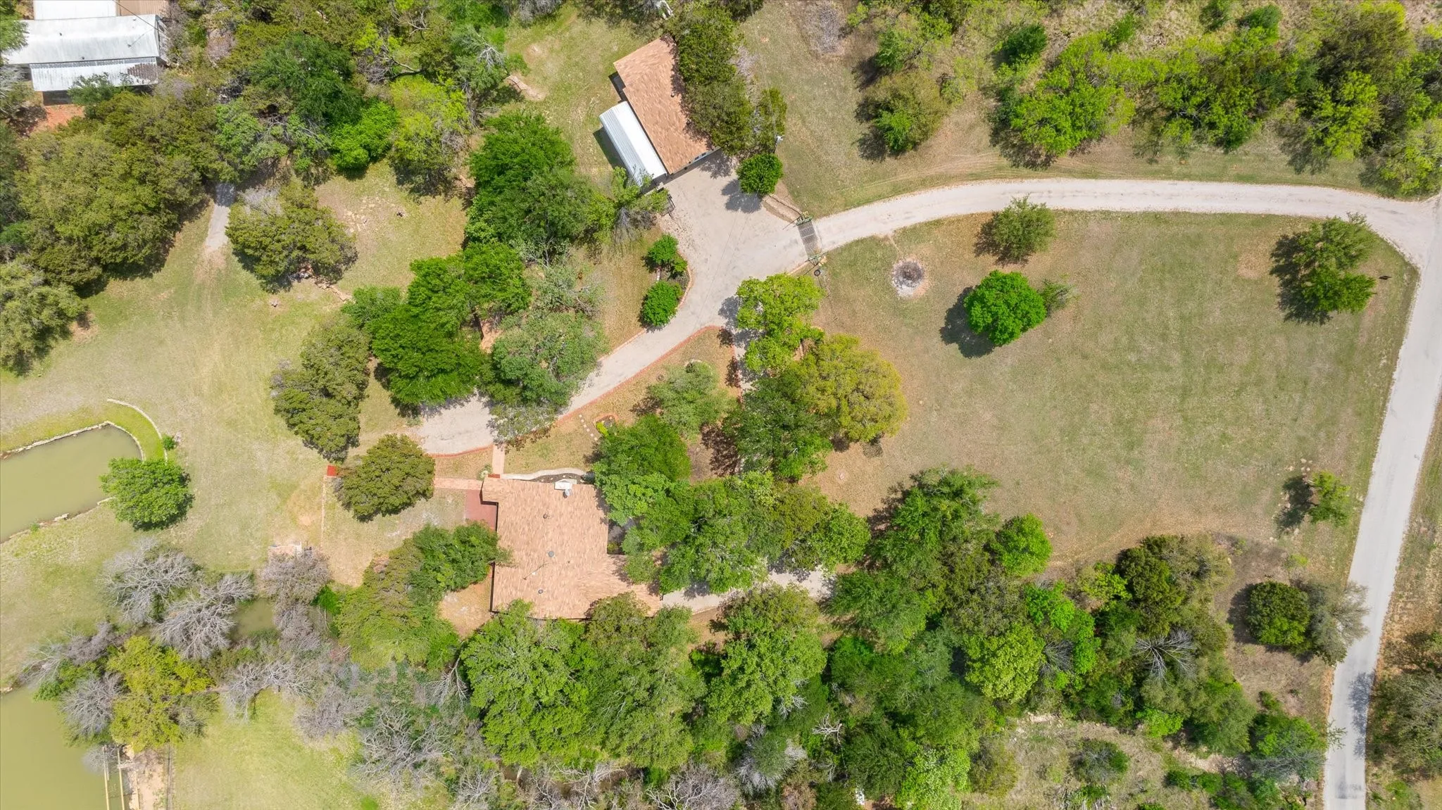 Single Family Residence For Sale in Palo Pinto County , 251 Dunn Drive, Palo Pinto, Texas 76484, 5 Bedroom, 3 Bathroom, Garage spaces, 2,000 Sqft, built in 1995, Preowned, Price $581,555, mls#21231715, Real Estate Agent in Palo Pinto, Homes For Sale in Palo Pinto county, Homes For Sale in Palo Pinto, Realtor in Palo Pinto Texas, Real Estate Brokerage Independent Realty Texas, Luminita Cordes Realtor