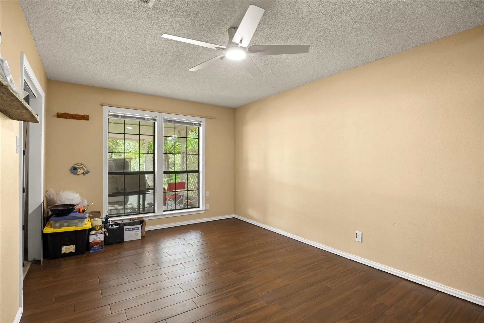 Single Family Residence For Sale in Palo Pinto County , 251 Dunn Drive, Palo Pinto, Texas 76484, 5 Bedroom, 3 Bathroom, Garage spaces, 2,000 Sqft, built in 1995, Preowned, Price $581,555, mls#21231715, Real Estate Agent in Palo Pinto, Homes For Sale in Palo Pinto county, Homes For Sale in Palo Pinto, Realtor in Palo Pinto Texas, Real Estate Brokerage Independent Realty Texas, Luminita Cordes Realtor