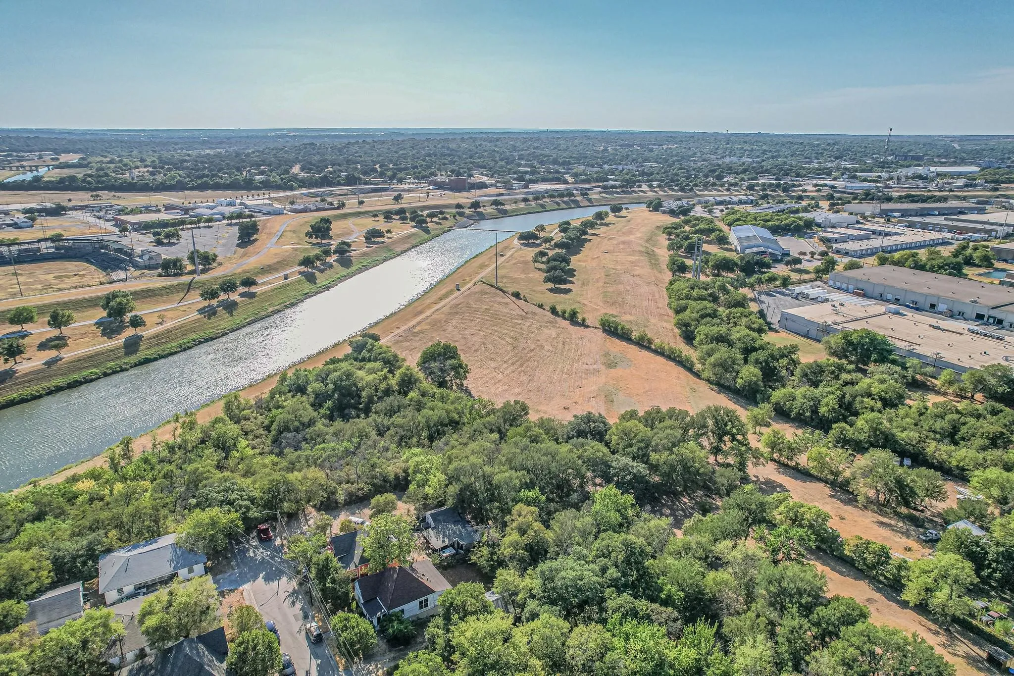 Unimproved Land For Sale in Tarrant County , 930 Samuels Avenue, Fort Worth, Texas 76102, 0, 0, Garage spaces, 0 Sqft, built in 1922, mls#21232275, Real Estate Agent in Fort Worth, Homes For Sale in Tarrant county, Homes For Sale in Fort Worth, Realtor in Fort Worth Texas, Real Estate Brokerage Independent Realty Texas, Luminita Cordes Realtor