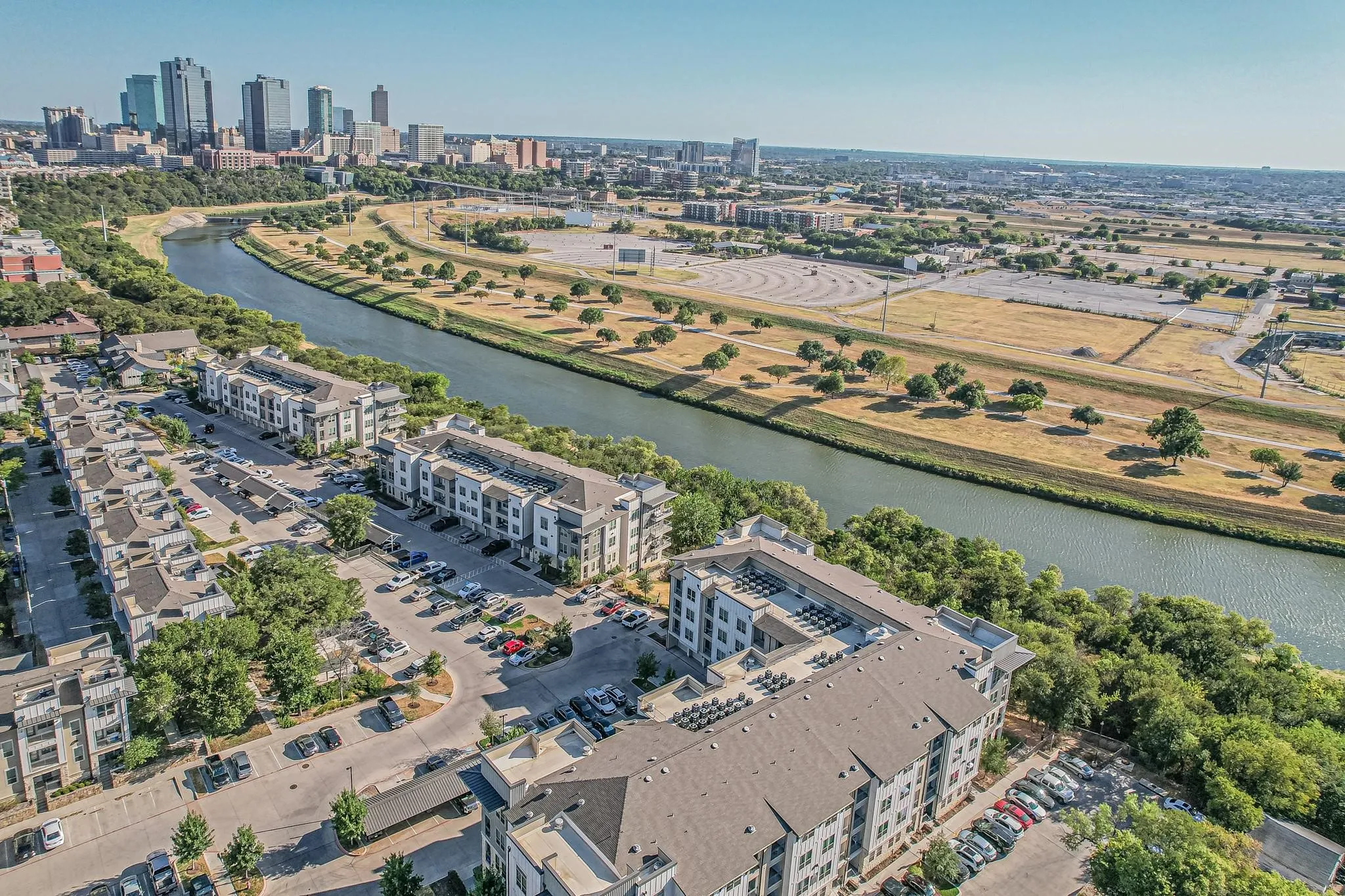 Unimproved Land For Sale in Tarrant County , 930 Samuels Avenue, Fort Worth, Texas 76102, 0, 0, Garage spaces, 0 Sqft, built in 1922, mls#21232275, Real Estate Agent in Fort Worth, Homes For Sale in Tarrant county, Homes For Sale in Fort Worth, Realtor in Fort Worth Texas, Real Estate Brokerage Independent Realty Texas, Luminita Cordes Realtor