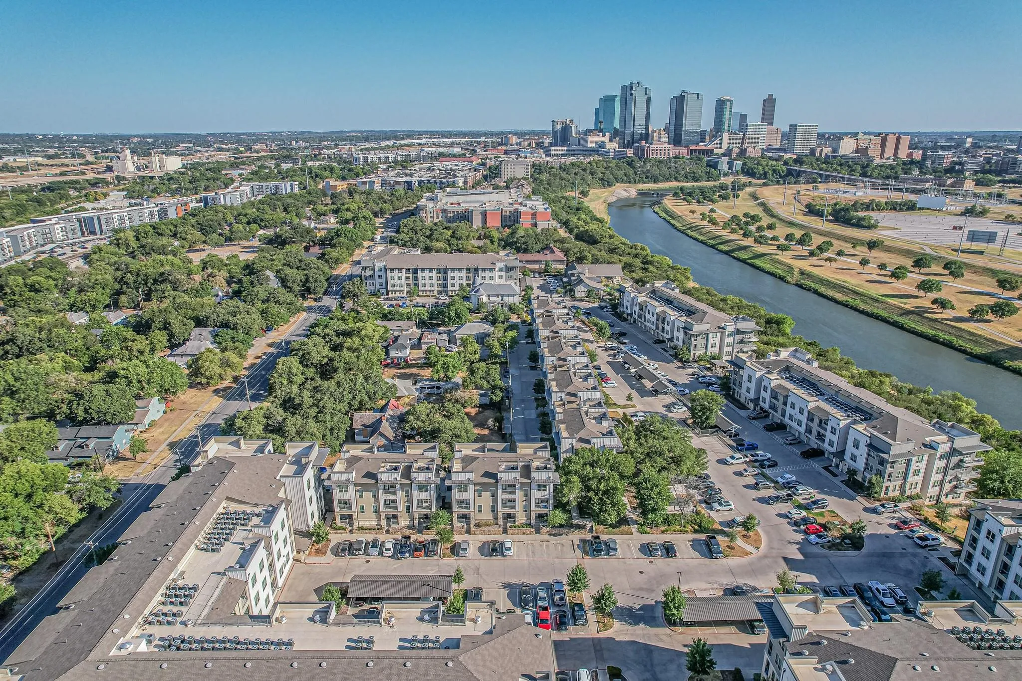 Unimproved Land For Sale in Tarrant County , 930 Samuels Avenue, Fort Worth, Texas 76102, 0, 0, Garage spaces, 0 Sqft, built in 1922, mls#21232275, Real Estate Agent in Fort Worth, Homes For Sale in Tarrant county, Homes For Sale in Fort Worth, Realtor in Fort Worth Texas, Real Estate Brokerage Independent Realty Texas, Luminita Cordes Realtor