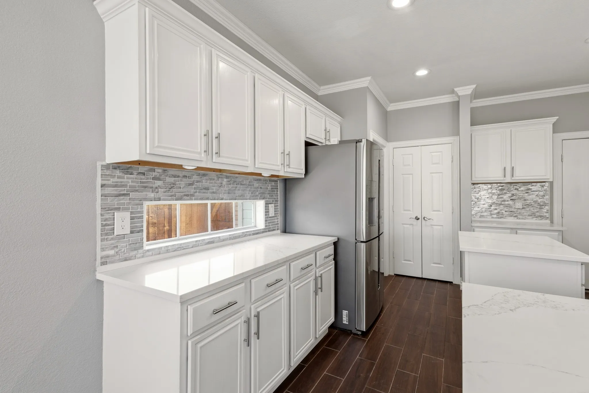 Single Family Residence For Sale in Tarrant County , 6722 Tabor Drive, Arlington, Texas 76002, 4 Bedroom, 3 Bathroom, 2 Garage spaces, 2,886 Sqft, built in 1997, mls#21232282, Real Estate Agent in Arlington, Homes For Sale in Tarrant county, Homes For Sale in Arlington, Realtor in Arlington Texas, Real Estate Brokerage Independent Realty Texas, Luminita Cordes Realtor