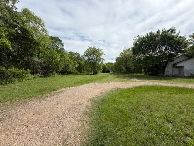 Unimproved Land For Sale in Dallas County , 2612 S Interstate 35 E, Lancaster, Texas 75146, 0, 0, Garage spaces, 0 Sqft, built in 1948, mls#21231866, Real Estate Agent in Lancaster, Homes For Sale in Dallas county, Homes For Sale in Lancaster, Realtor in Lancaster Texas, Real Estate Brokerage Independent Realty Texas, Luminita Cordes Realtor