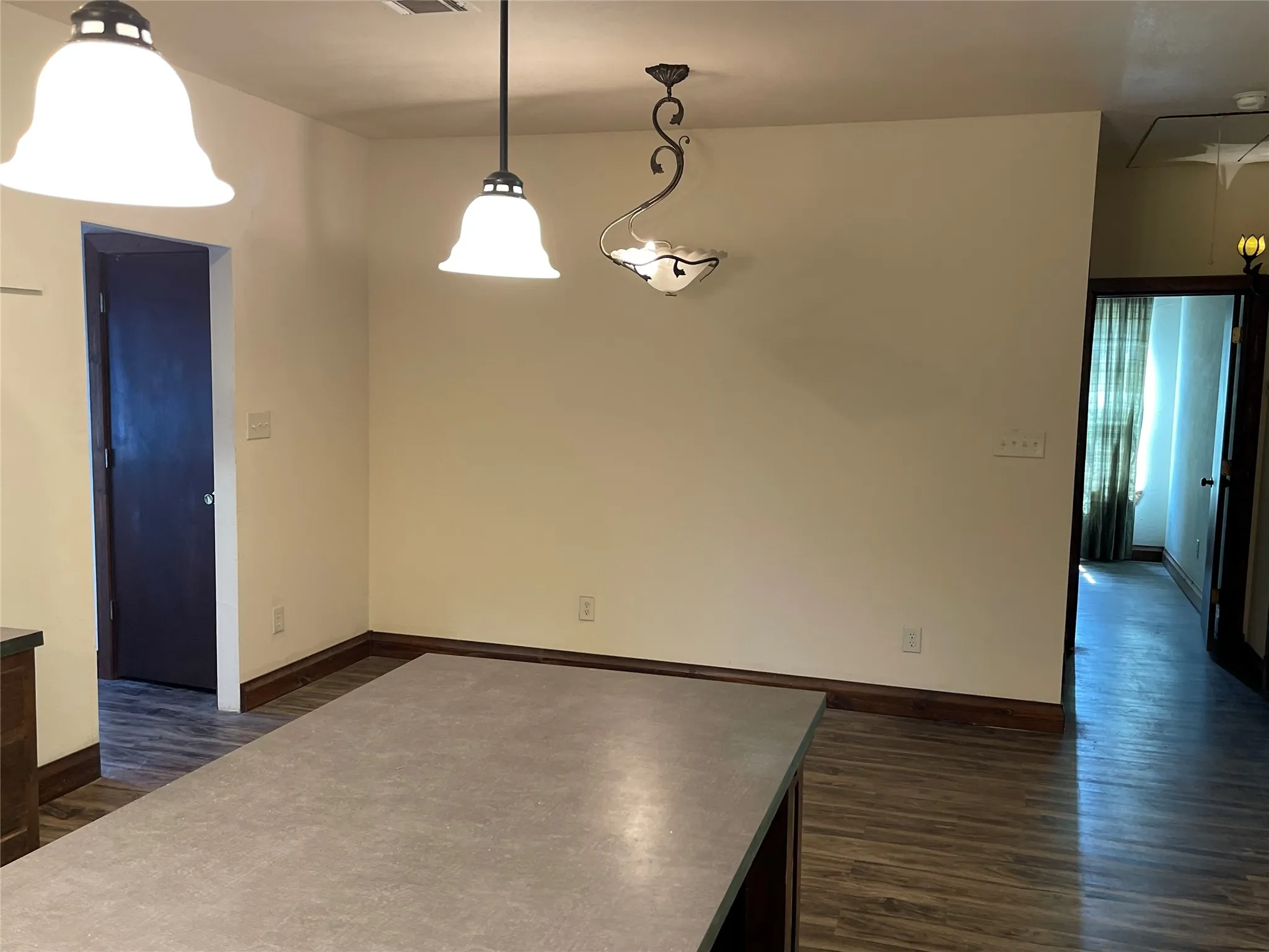 Single Family Residence For Sale in Fannin County , 2110 County Road 1220, Savoy, Texas 75479, 2 Bedrooms, 2 Bathrooms, 2 Garage spaces, 1,224 Sqft, built in 2015, Price $349,000, mls#21229588, Real Estate Agent in Savoy, Homes For Sale in Fannin county, Homes For Sale in Savoy, Realtor in Savoy Texas, Real Estate Brokerage Independent Realty Texas, Luminita Cordes Realtor