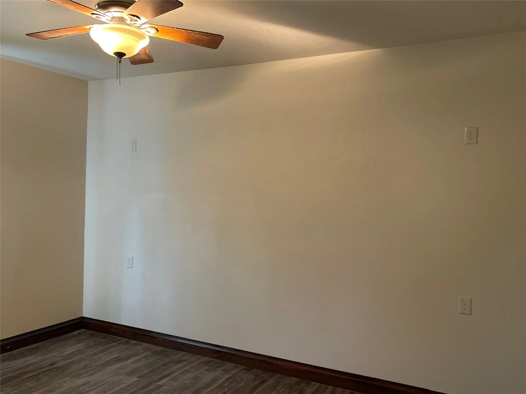 Single Family Residence For Sale in Fannin County , 2110 County Road 1220, Savoy, Texas 75479, 2 Bedrooms, 2 Bathrooms, 2 Garage spaces, 1,224 Sqft, built in 2015, Price $349,000, mls#21229588, Real Estate Agent in Savoy, Homes For Sale in Fannin county, Homes For Sale in Savoy, Realtor in Savoy Texas, Real Estate Brokerage Independent Realty Texas, Luminita Cordes Realtor
