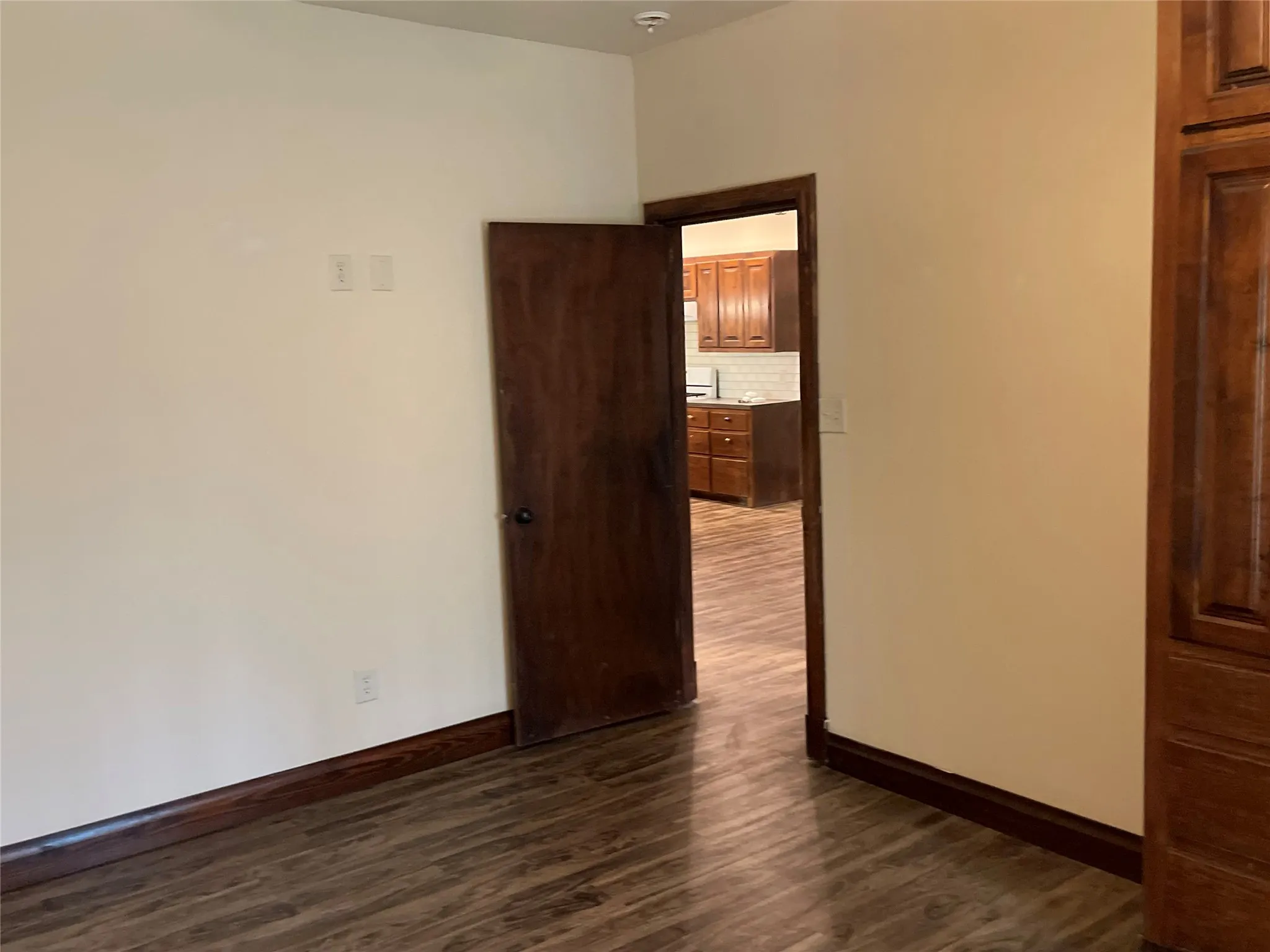Single Family Residence For Sale in Fannin County , 2110 County Road 1220, Savoy, Texas 75479, 2 Bedrooms, 2 Bathrooms, 2 Garage spaces, 1,224 Sqft, built in 2015, Price $349,000, mls#21229588, Real Estate Agent in Savoy, Homes For Sale in Fannin county, Homes For Sale in Savoy, Realtor in Savoy Texas, Real Estate Brokerage Independent Realty Texas, Luminita Cordes Realtor