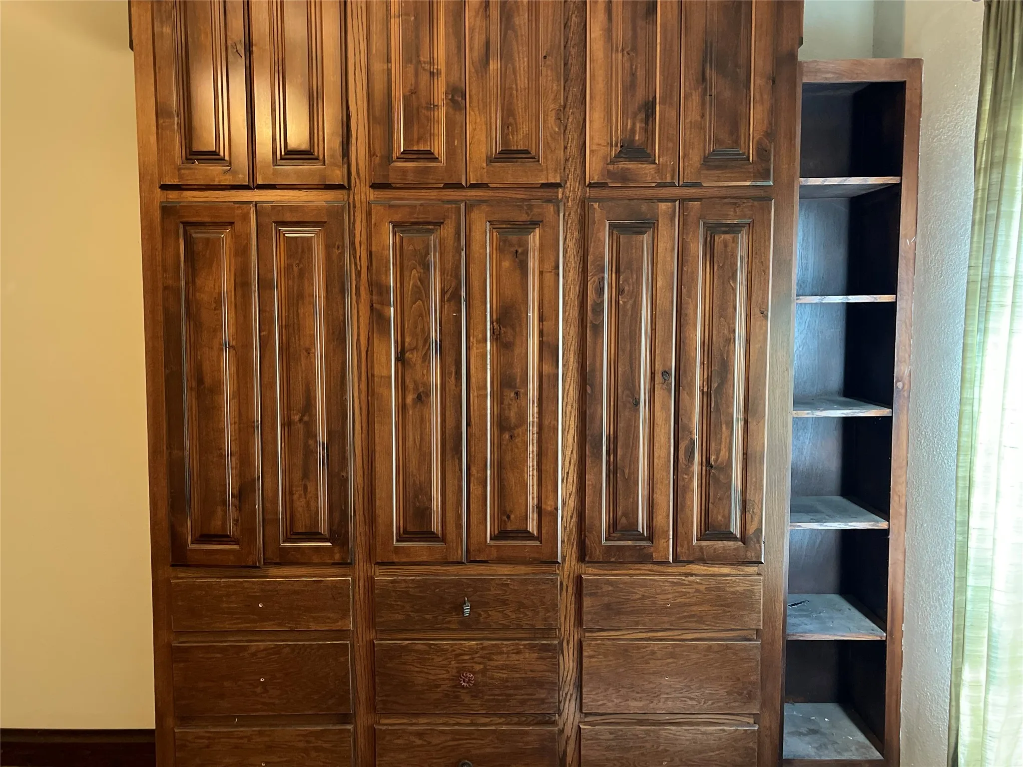 Huge built in cabinet and shelves