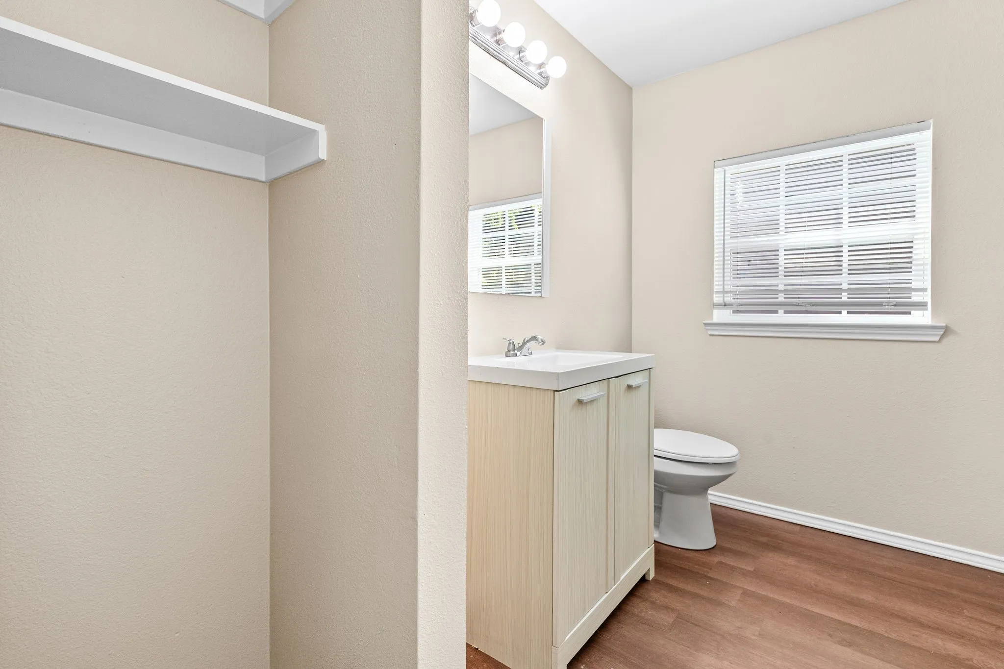 Single Family Residence For Sale in Hunt County , 1704 Langford Street, Greenville, Texas 75401, 2 Bedroom, 1 Bathroom, Garage spaces, 1,080 Sqft, built in 1967, mls#21231320, Real Estate Agent in Greenville, Homes For Sale in Hunt county, Homes For Sale in Greenville, Realtor in Greenville Texas, Real Estate Brokerage Independent Realty Texas, Luminita Cordes Realtor