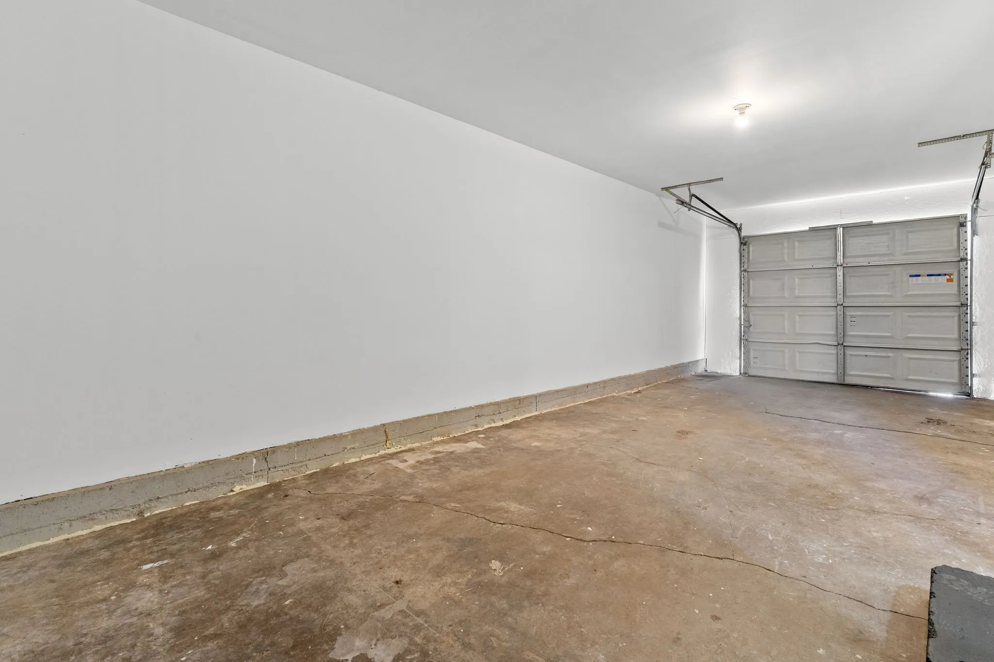 Single Family Residence For Sale in Hunt County , 1704 Langford Street, Greenville, Texas 75401, 2 Bedroom, 1 Bathroom, Garage spaces, 1,080 Sqft, built in 1967, mls#21231320, Real Estate Agent in Greenville, Homes For Sale in Hunt county, Homes For Sale in Greenville, Realtor in Greenville Texas, Real Estate Brokerage Independent Realty Texas, Luminita Cordes Realtor