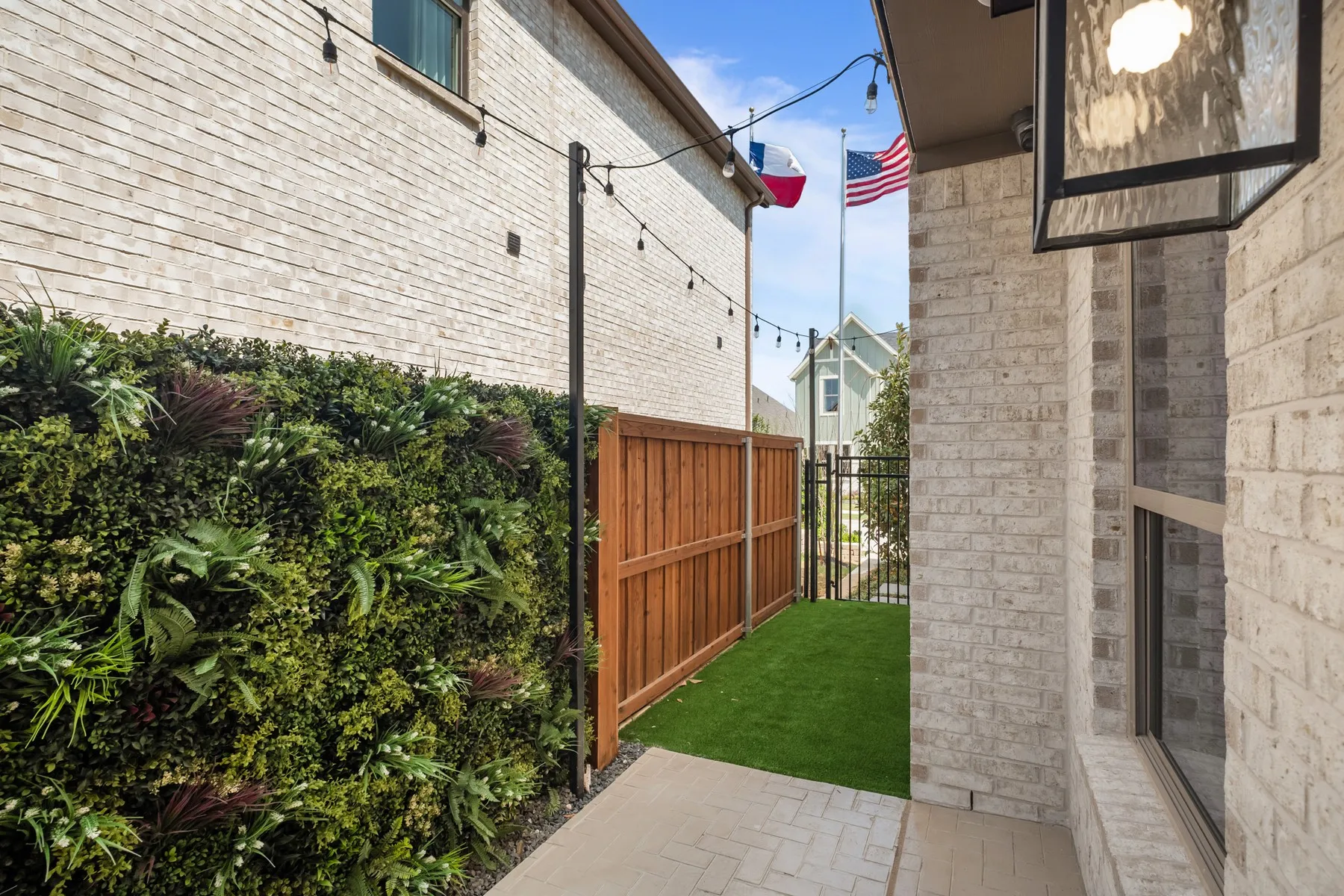 Single Family Residence For Sale in Kaufman County , 9408 Laurel Wreath Drive, Mesquite, Texas 75126, 3 Bedroom, 4 Bathroom, 2 Garage spaces, 2,465 Sqft, built in 2025, mls#21232335, Real Estate Agent in Mesquite, Homes For Sale in Kaufman county, Homes For Sale in Mesquite, Realtor in Mesquite Texas, Real Estate Brokerage Independent Realty Texas, Luminita Cordes Realtor