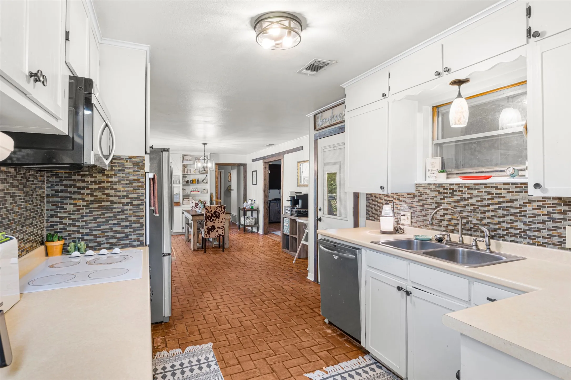 Kitchen into dining room