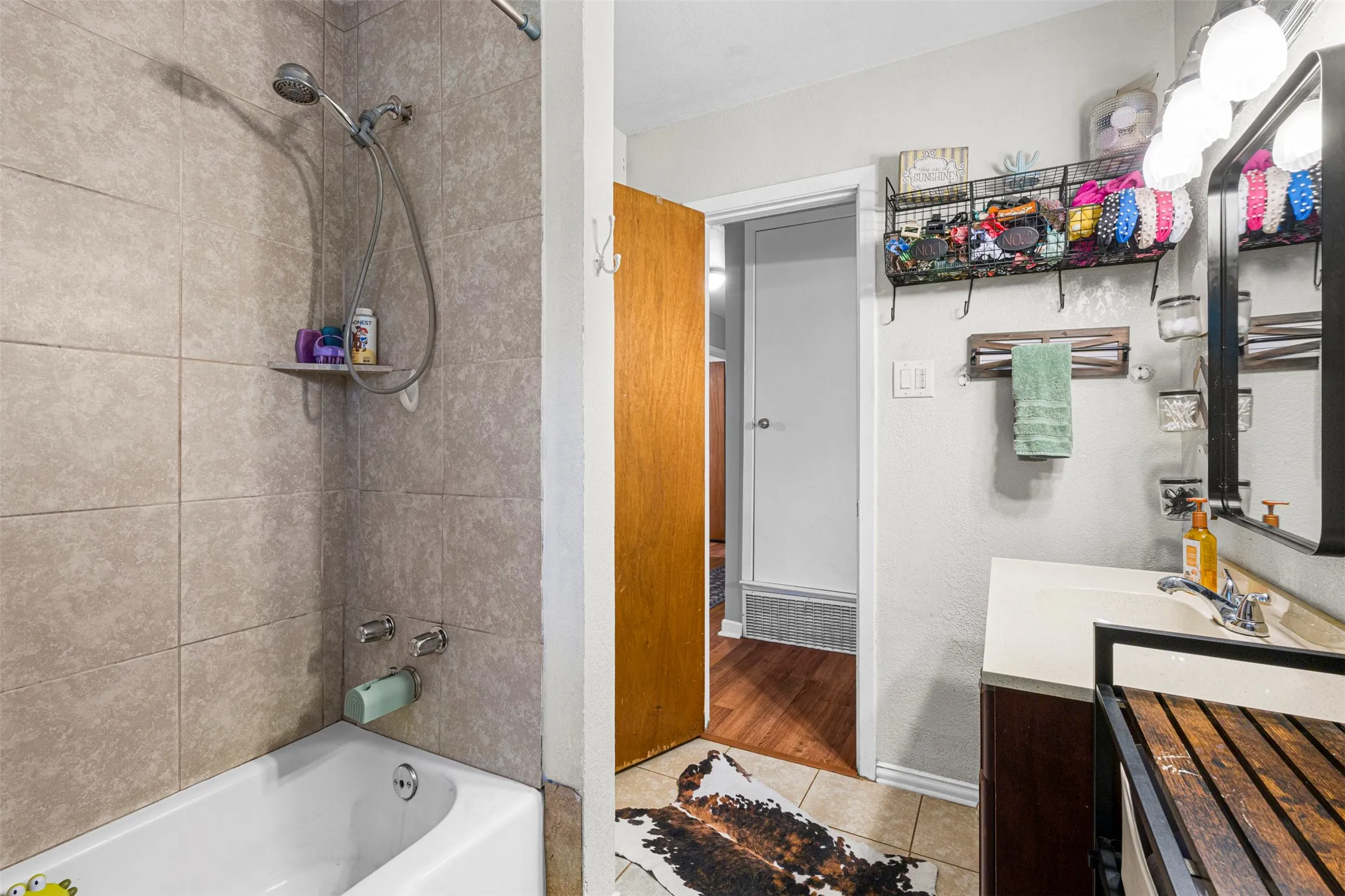 Hall bath with tub shower