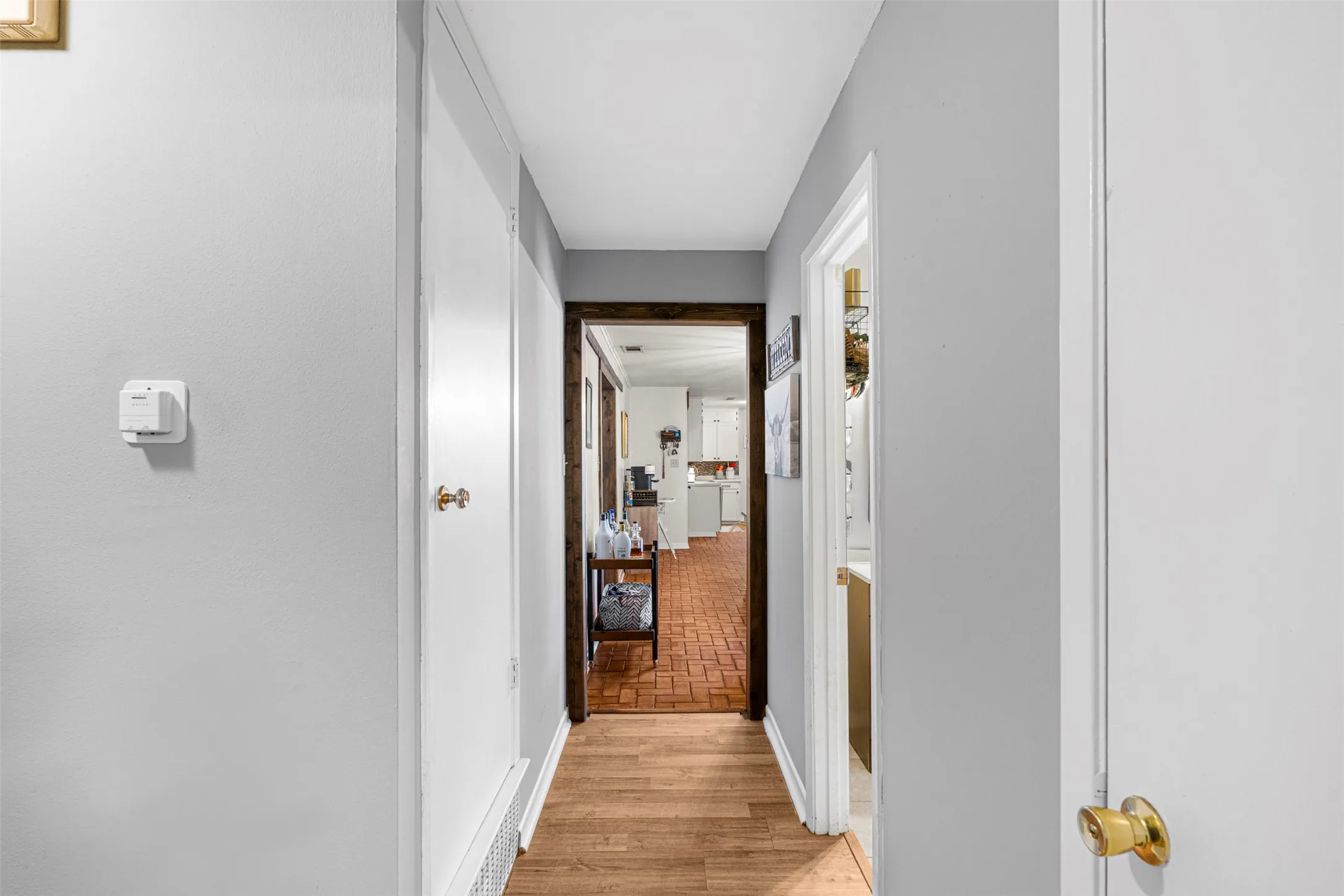 Single Family Residence For Sale in Henderson County , 602 Colonial Drive, Athens, Texas 75751, 3 Bedroom, 2 Bathroom, Garage spaces, 1,547 Sqft, built in 1963, Preowned, mls#21223888, Real Estate Agent in Athens, Homes For Sale in Henderson county, Homes For Sale in Athens, Realtor in Athens Texas, Real Estate Brokerage Independent Realty Texas, Luminita Cordes Realtor