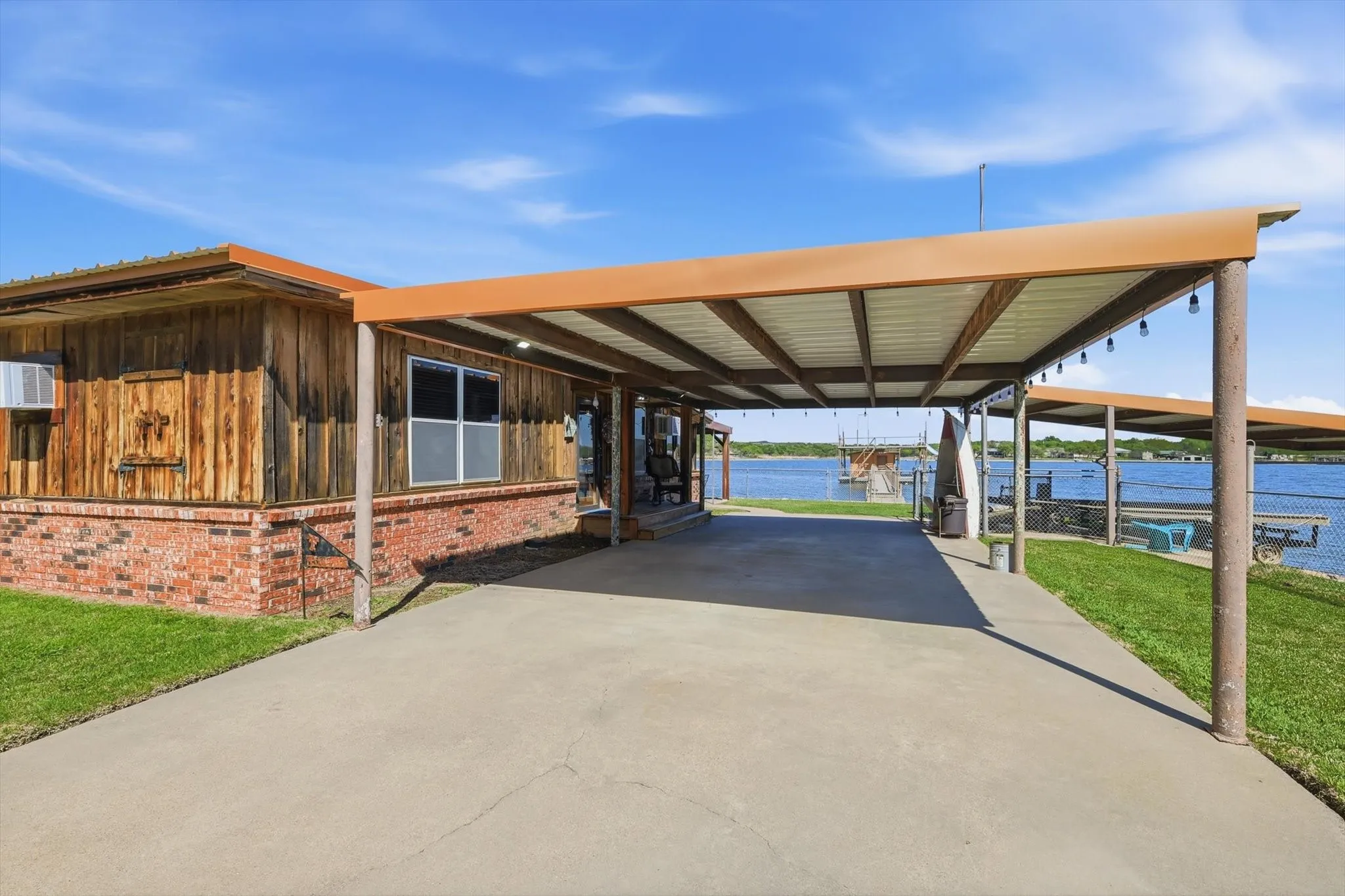 Single Family Residence For Sale in Palo Pinto County , 4513 Chapel Road, Possum Kingdom Lake, Texas 76450, 2 Bedroom, 2 Bathroom, 3 Garage spaces, 1,448 Sqft, built in 0, Unknown, mls#21199982, Real Estate Agent in Possum Kingdom Lake, Homes For Sale in Palo Pinto county, Homes For Sale in Possum Kingdom Lake, Realtor in Possum Kingdom Lake Texas, Real Estate Brokerage Independent Realty Texas, Luminita Cordes Realtor
