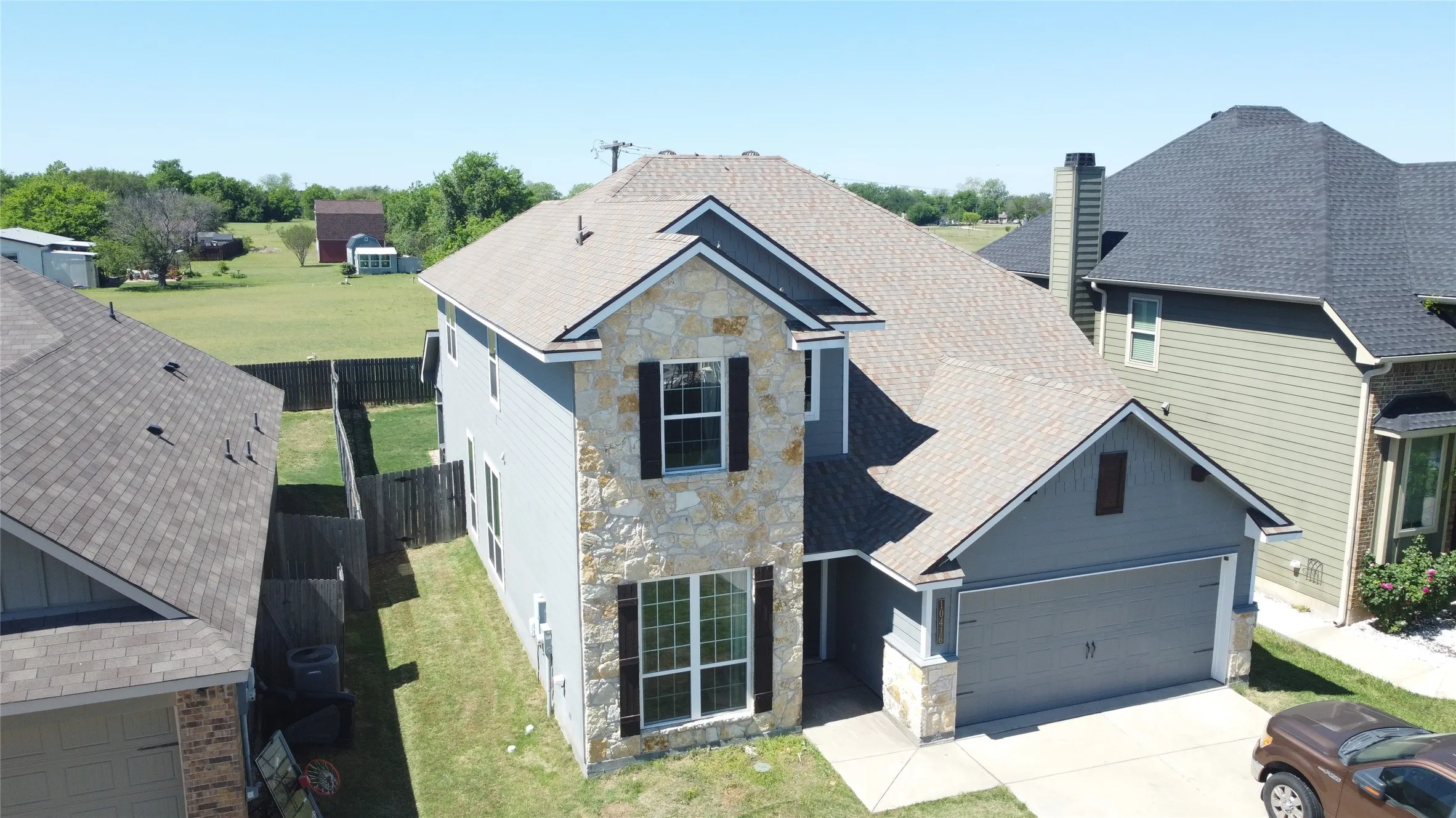 Single Family Residence For Sale in Mc Lennan County , 10416 Langham Drive, Waco, Texas 76708, 4 Bedrooms, 4 Bathrooms, 2 Garage spaces, 2,724 Sqft, built in 2020, Preowned, Price $375,000, mls#21230667, Real Estate Agent in Waco, Homes For Sale in Mc Lennan county, Homes For Sale in Waco, Realtor in Waco Texas, Real Estate Brokerage Independent Realty Texas, Luminita Cordes Realtor