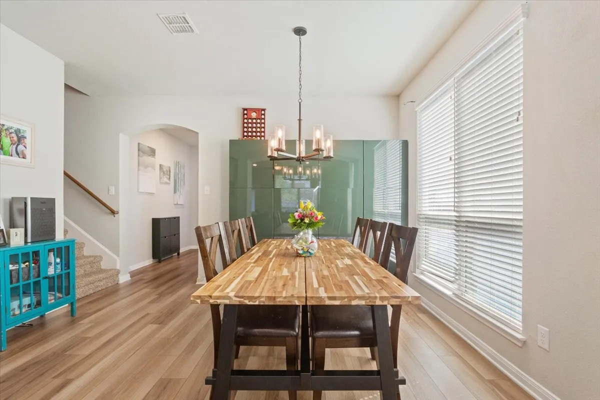 Single Family Residence For Sale in Mc Lennan County , 10416 Langham Drive, Waco, Texas 76708, 4 Bedrooms, 4 Bathrooms, 2 Garage spaces, 2,724 Sqft, built in 2020, Preowned, Price $375,000, mls#21230667, Real Estate Agent in Waco, Homes For Sale in Mc Lennan county, Homes For Sale in Waco, Realtor in Waco Texas, Real Estate Brokerage Independent Realty Texas, Luminita Cordes Realtor